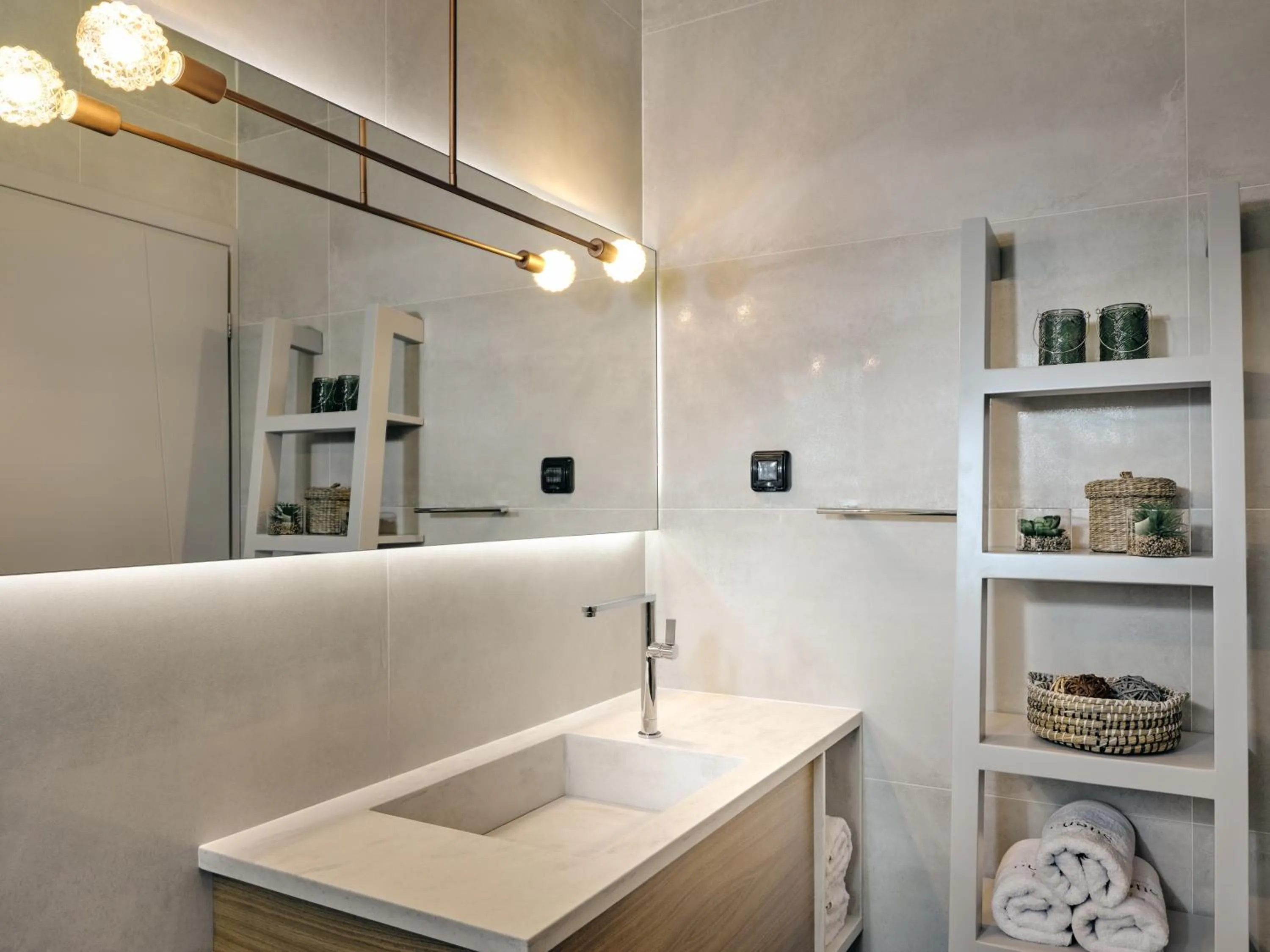 Bathroom in Sueño LUXURY VILLA, in Argasi 180 Iconic Sea View