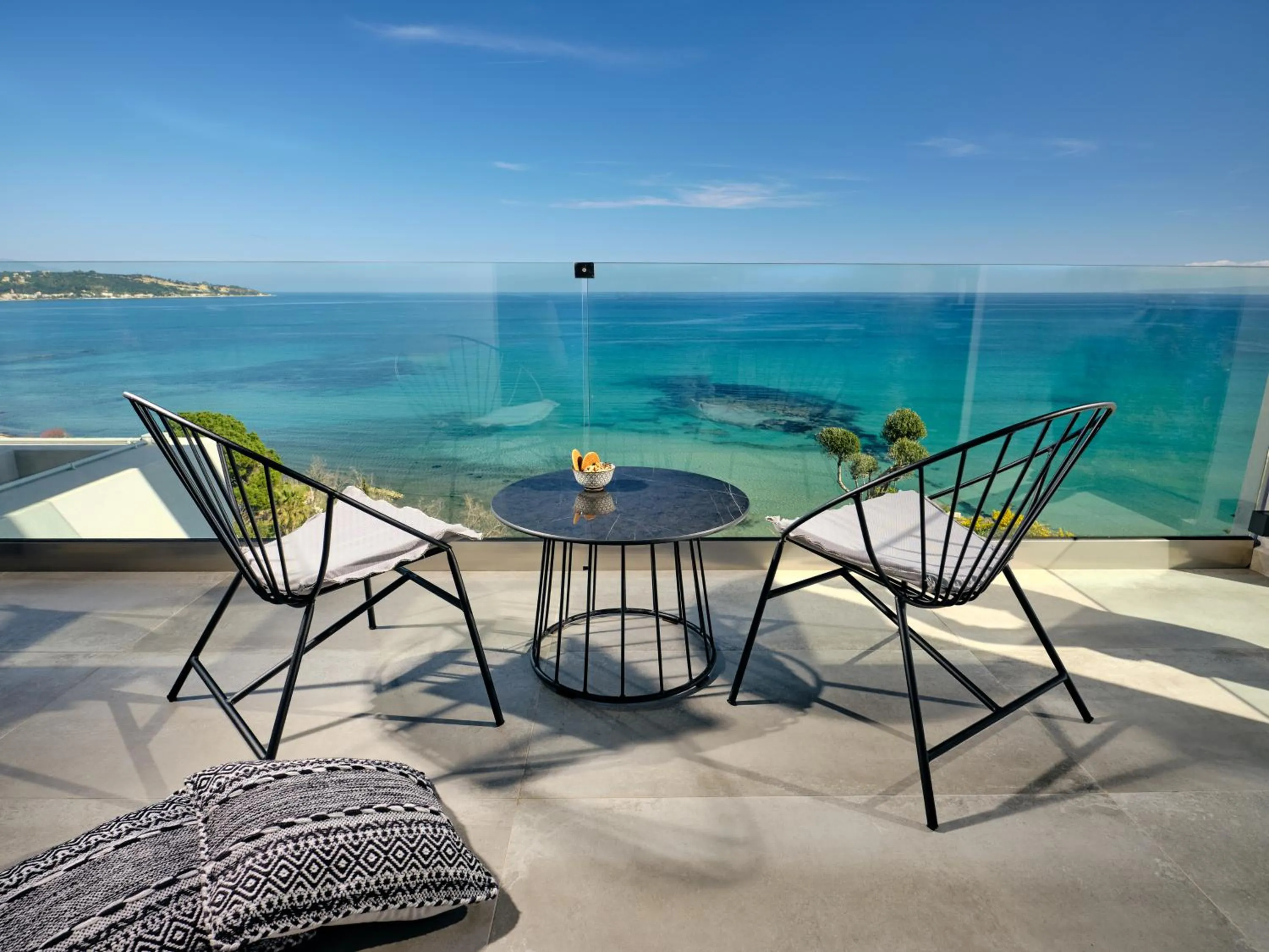 Day in Sueño LUXURY VILLA, in Argasi 180 Iconic Sea View