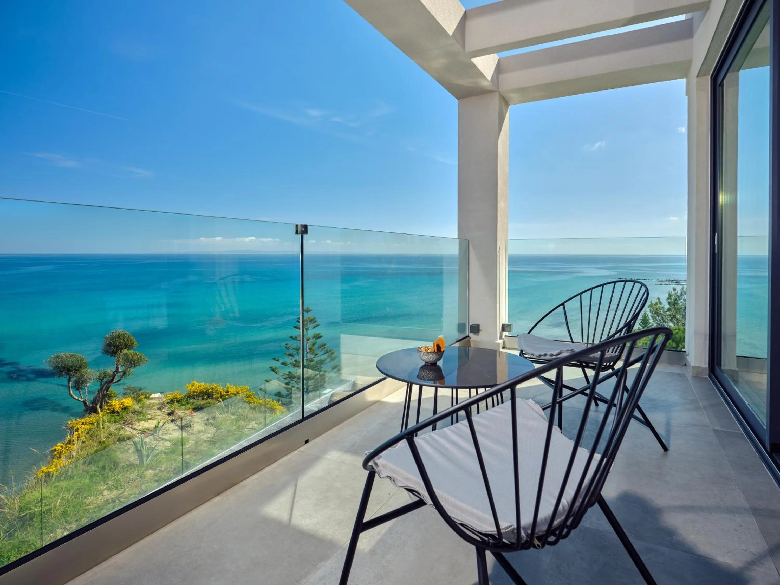 Day in Sueño LUXURY VILLA, in Argasi 180 Iconic Sea View