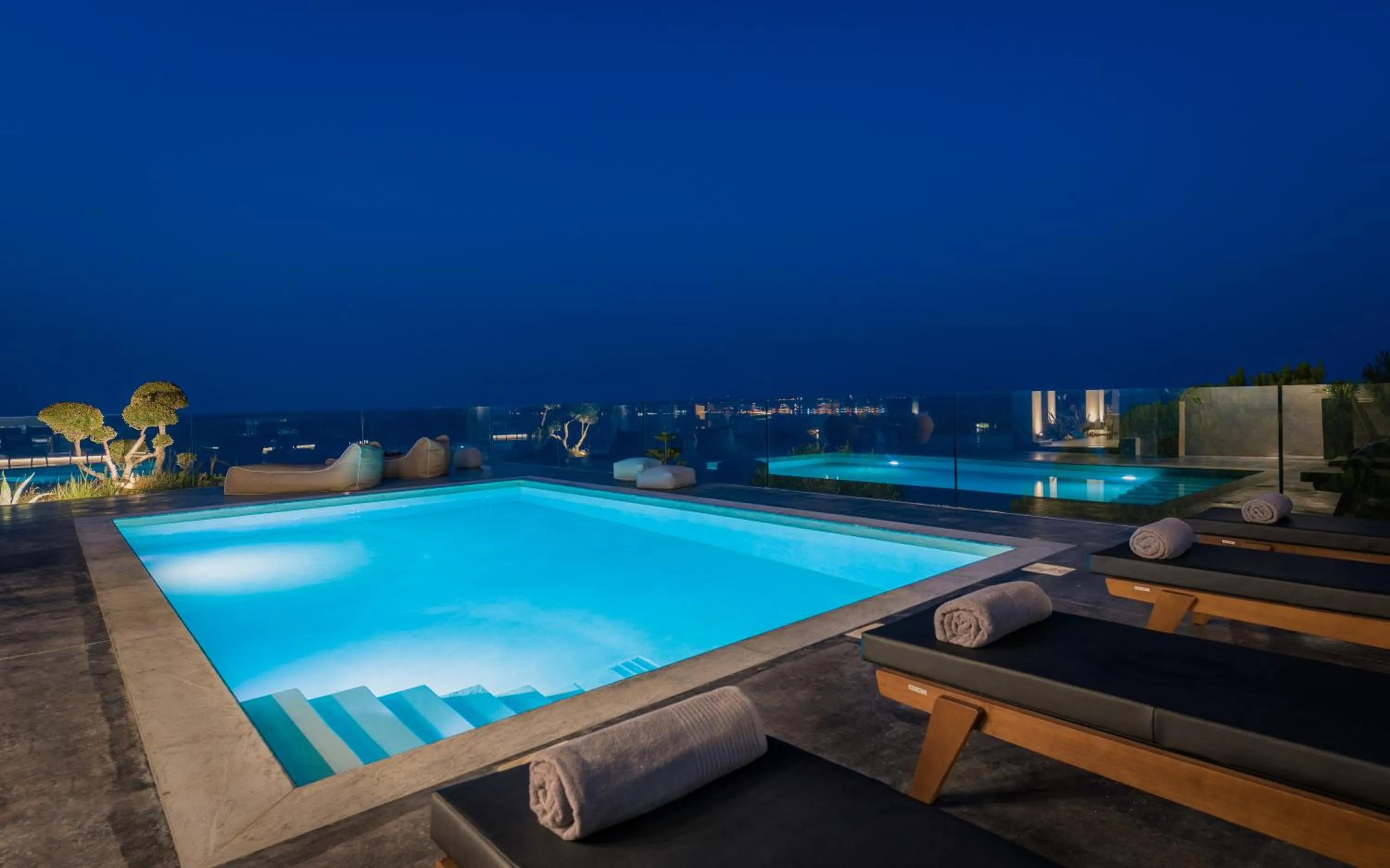 Night in Sueño LUXURY VILLA, in Argasi 180 Iconic Sea View