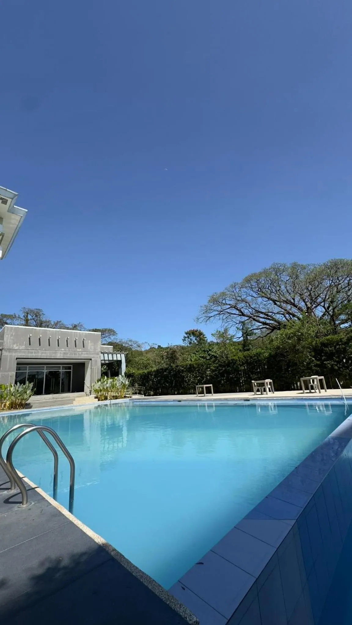 Staycation condo with pool near SM Tungko, Bulacan