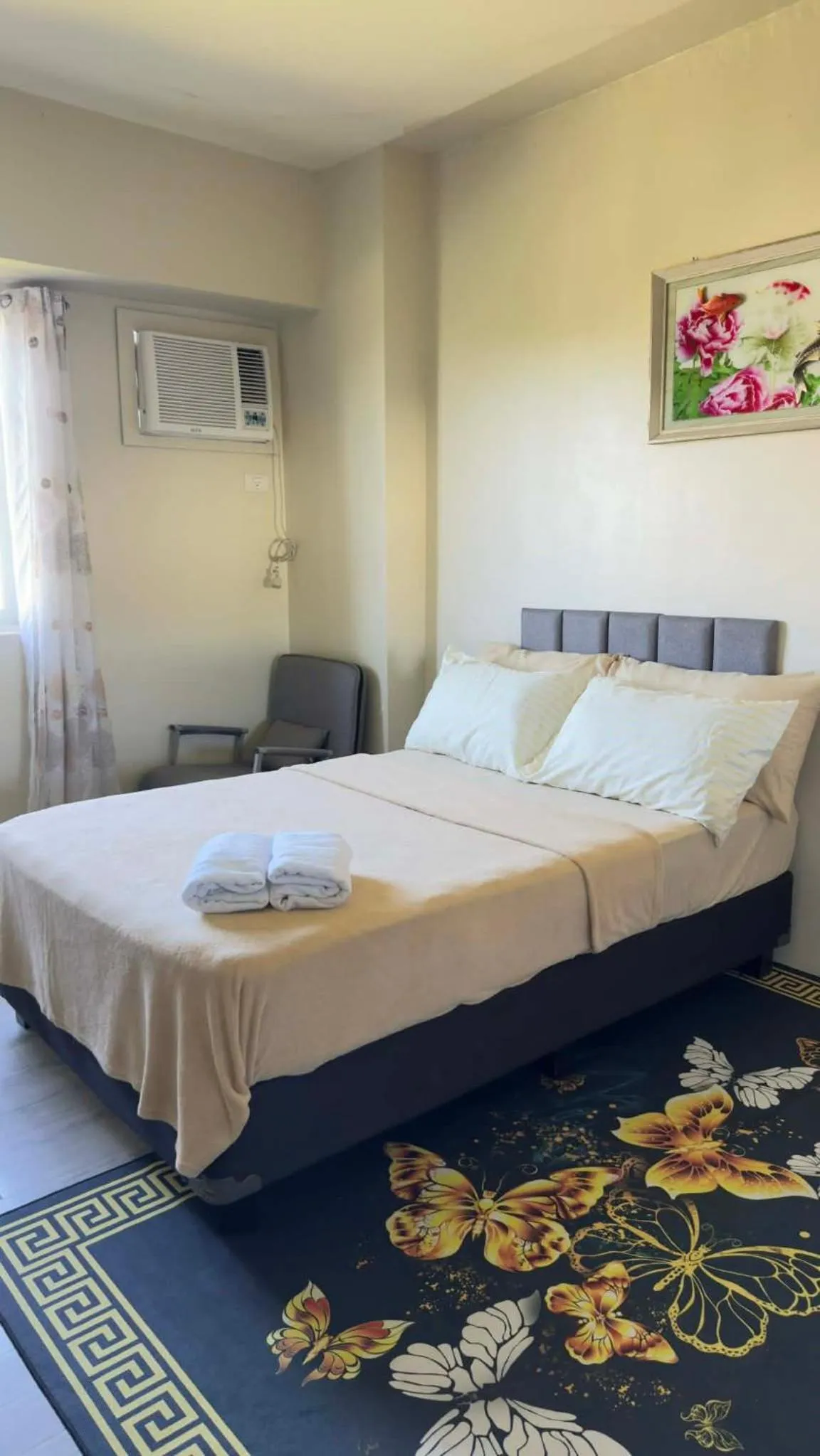 Bed in Staycation condo with pool near SM Tungko, Bulacan