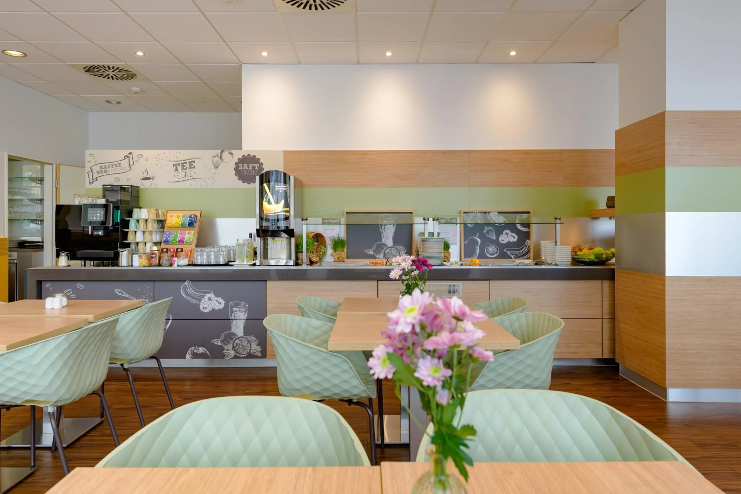 Restaurant/places to eat in ibis Heilbronn City