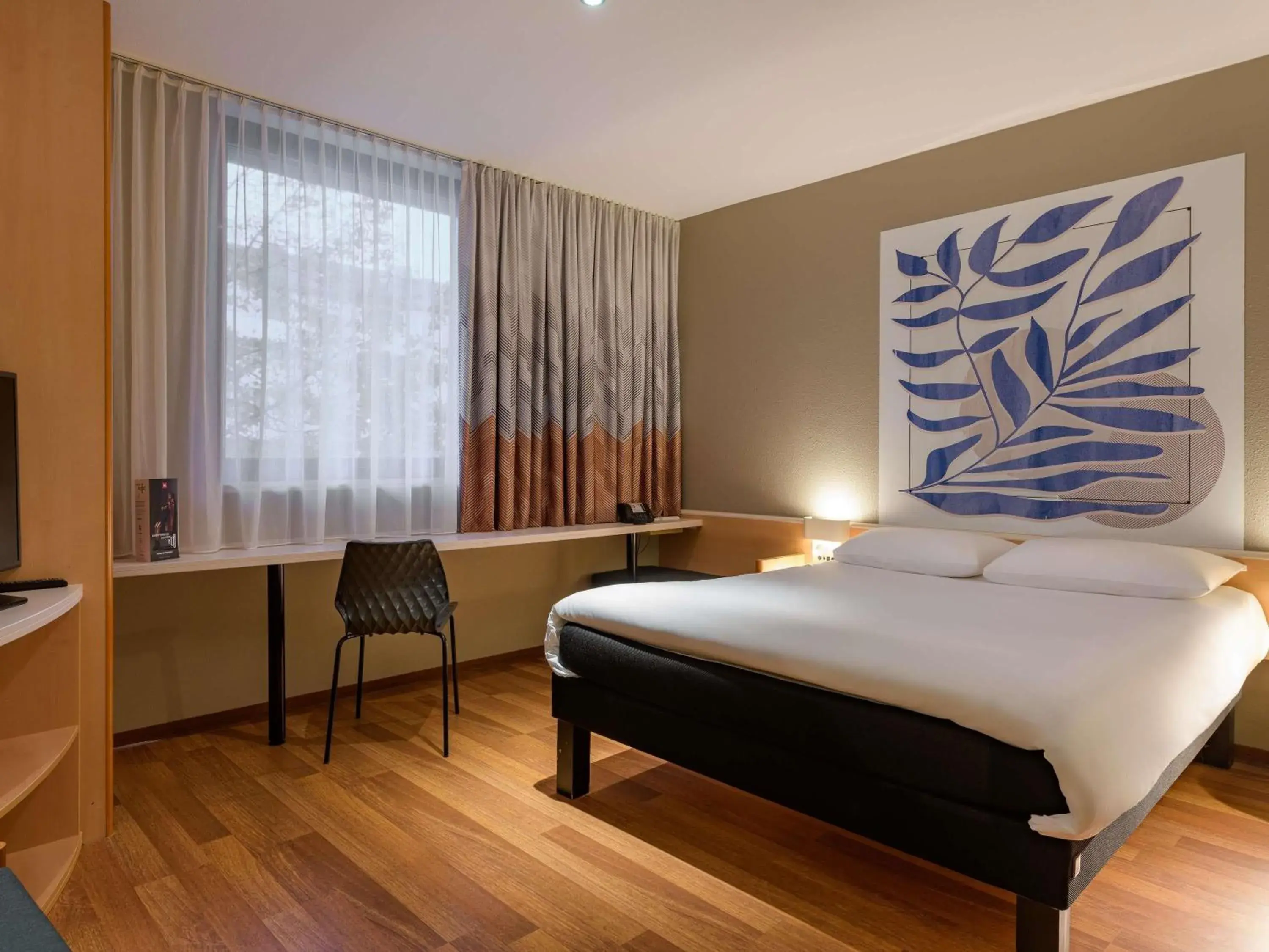 Bedroom, Bed in ibis Heilbronn City Bedroom, Bed in ibis Heilbronn City