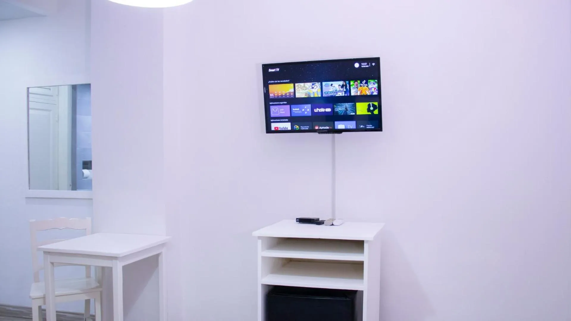 TV and multimedia in Hotel Capriccio Mare y Restaurante