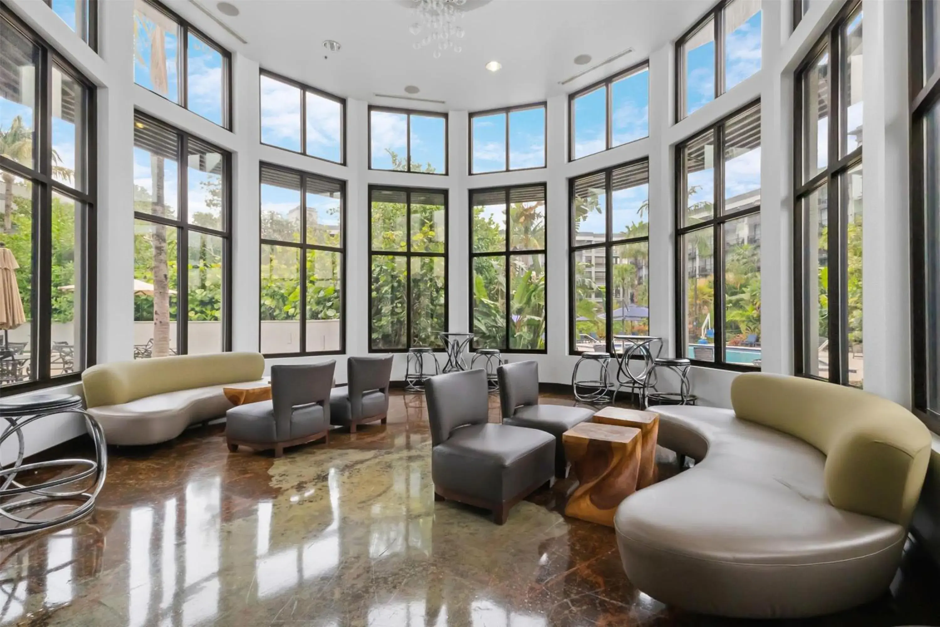 Lobby or reception in DoubleTree by Hilton Palm Beach Gardens Lobby or reception in DoubleTree by Hilton Palm Beach Gardens
