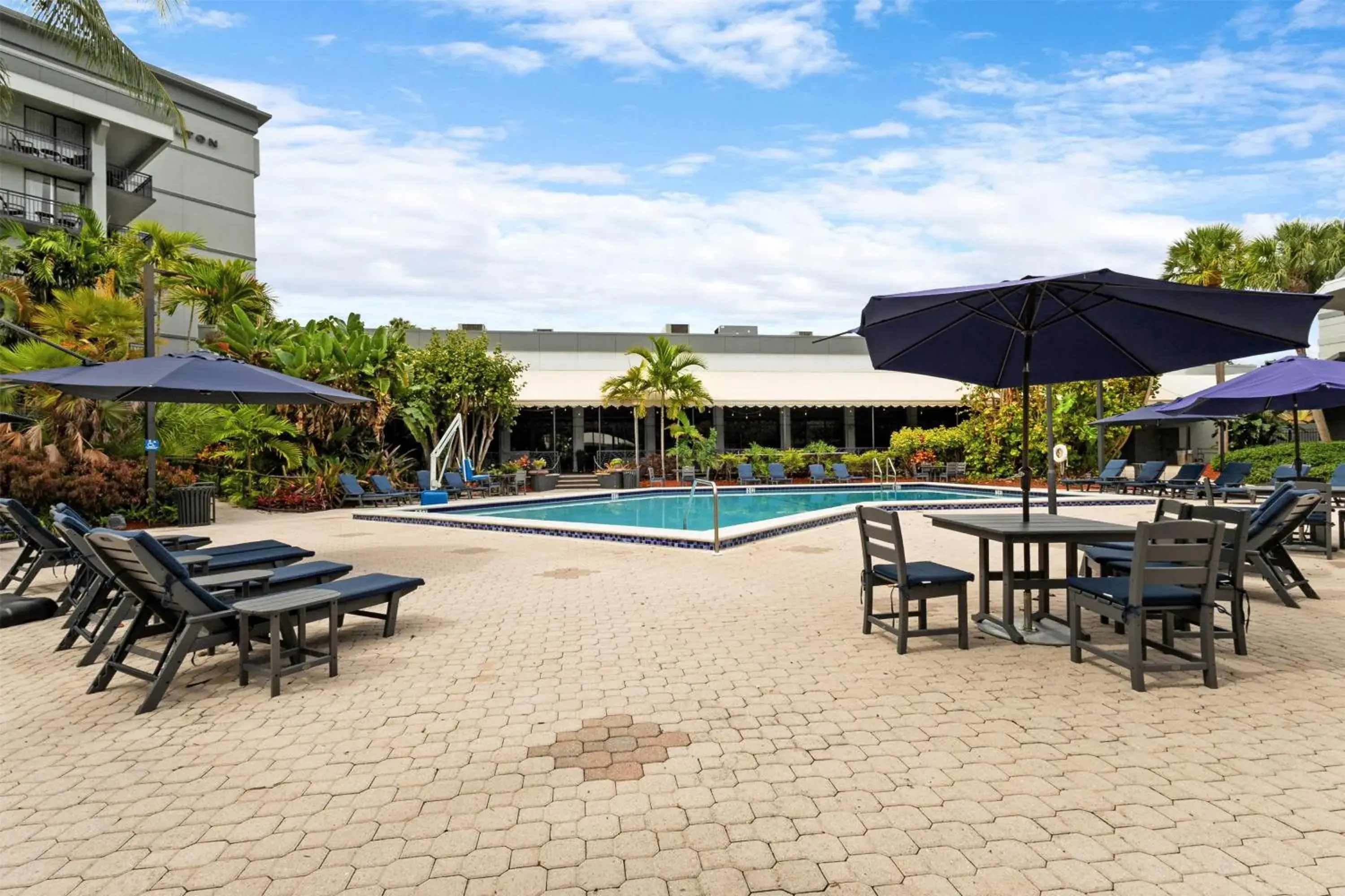 Pool view in DoubleTree by Hilton Palm Beach Gardens Pool view in DoubleTree by Hilton Palm Beach Gardens