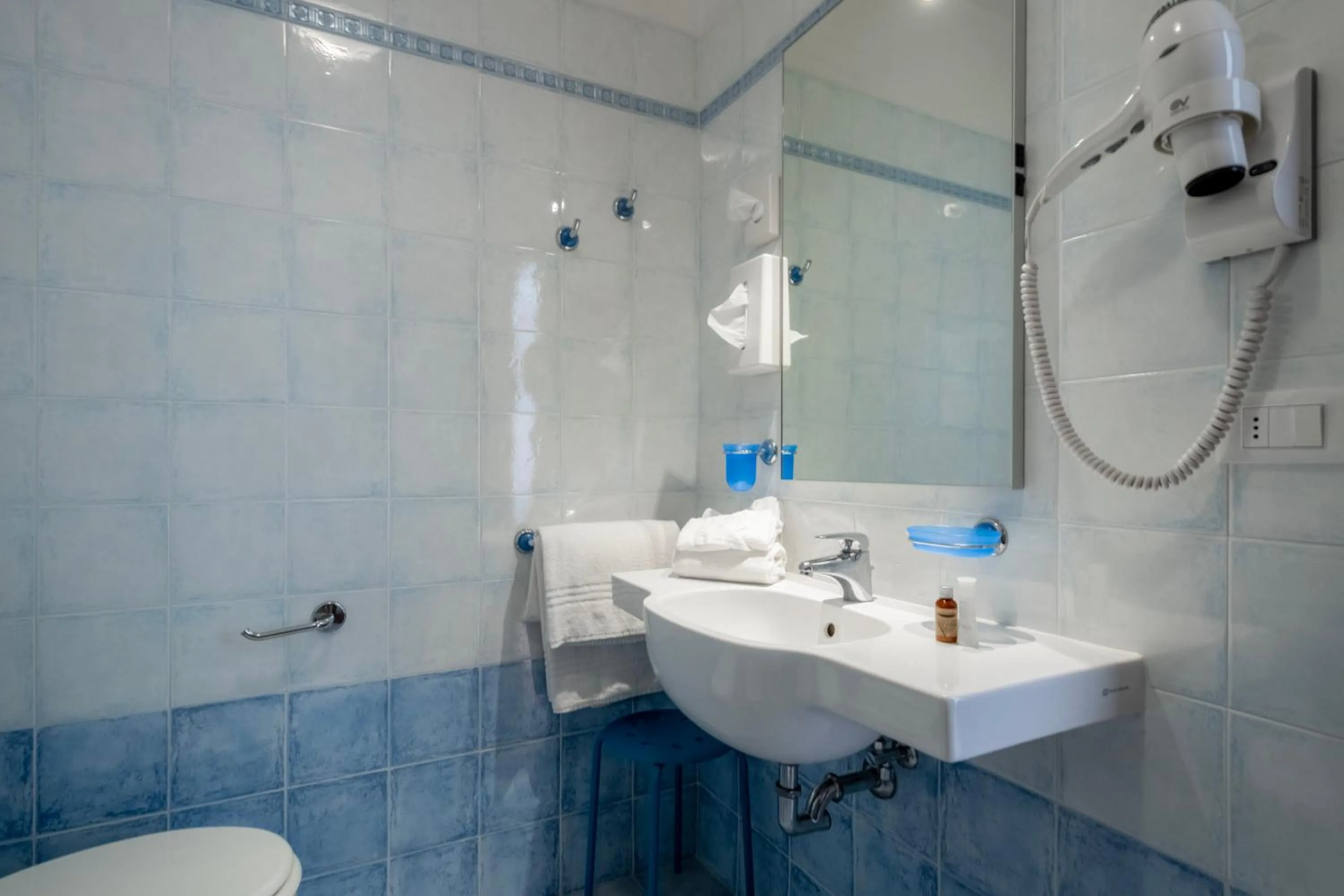 Bathroom in Hotel Caracas