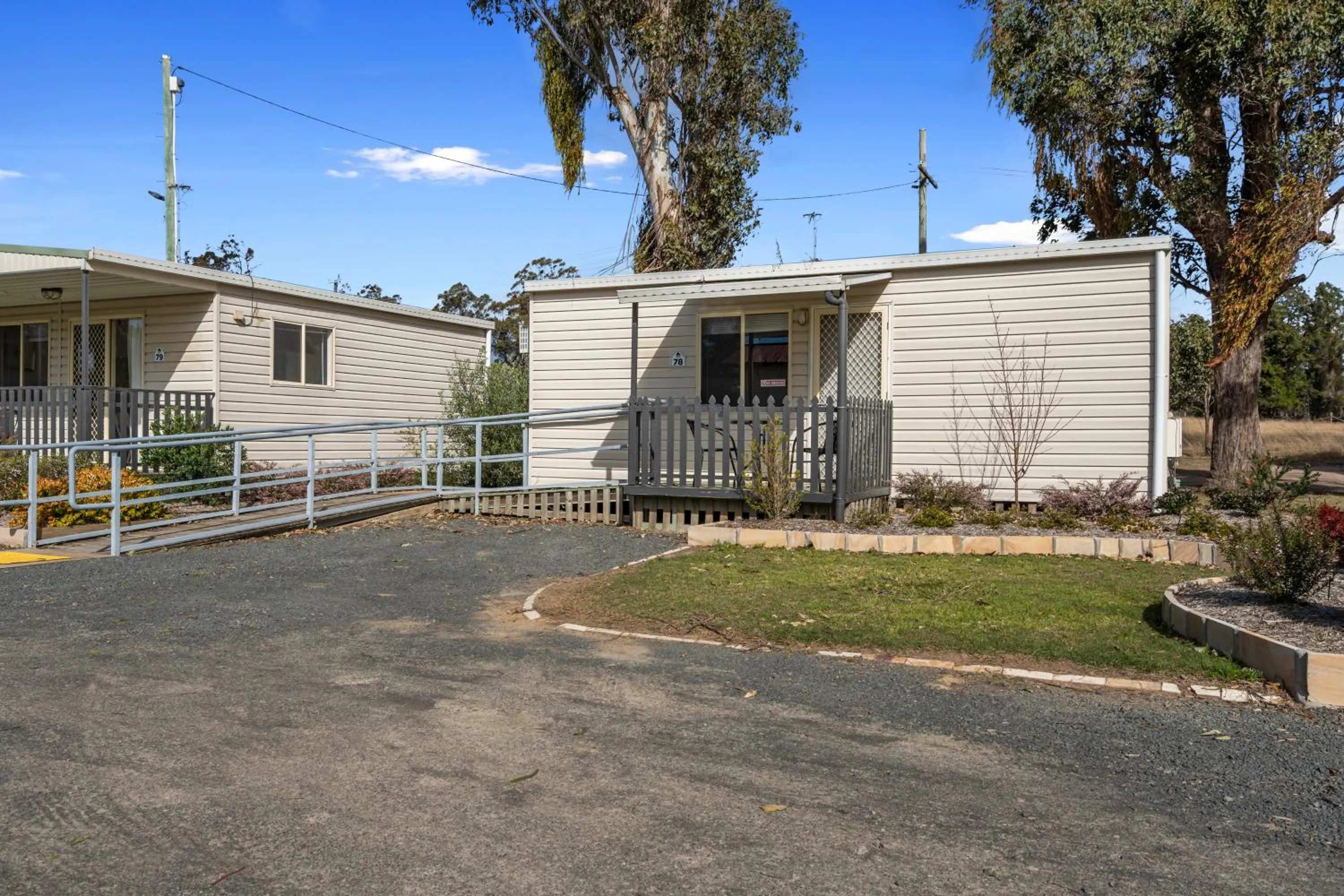 Property building in Crows Nest Tourist Park