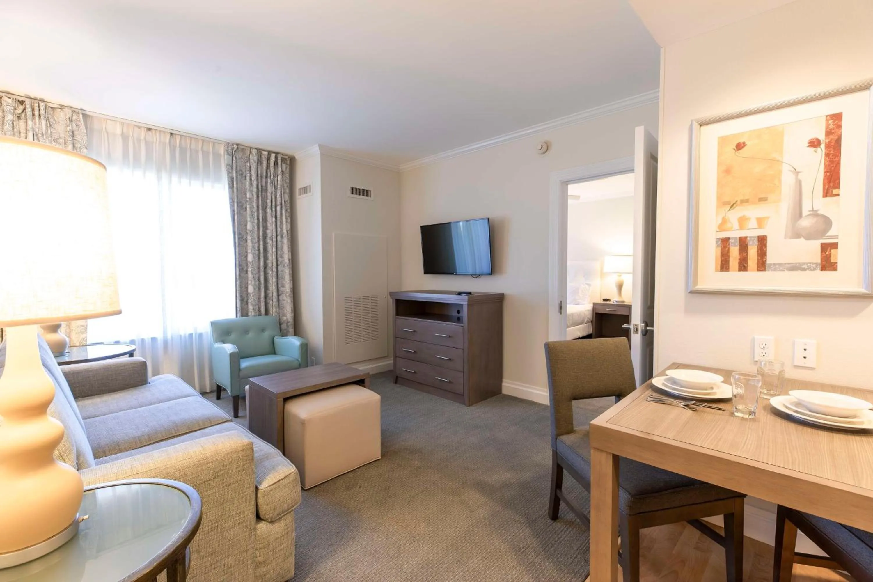 Living room in Homewood Suites by Hilton Palm Beach Gardens
