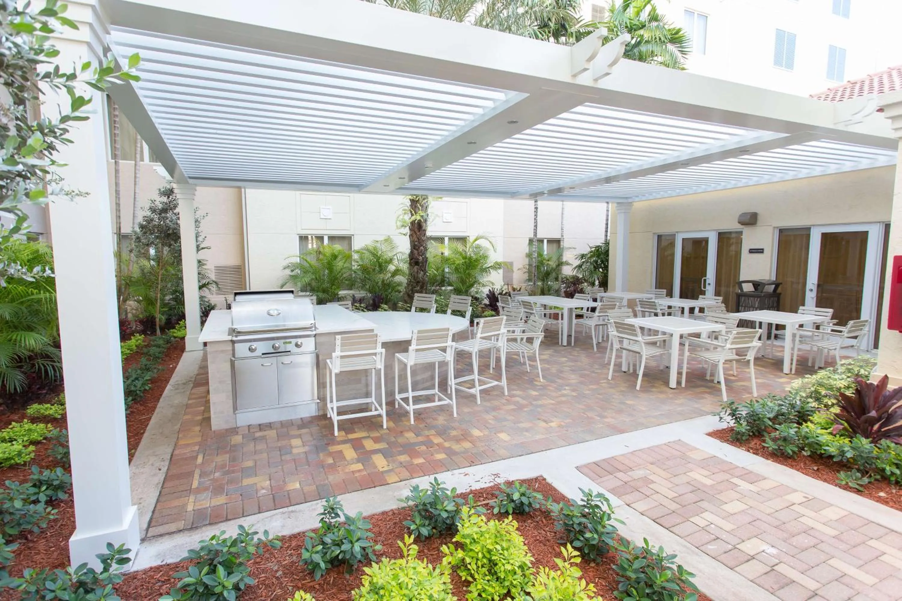 Patio in Homewood Suites by Hilton Palm Beach Gardens