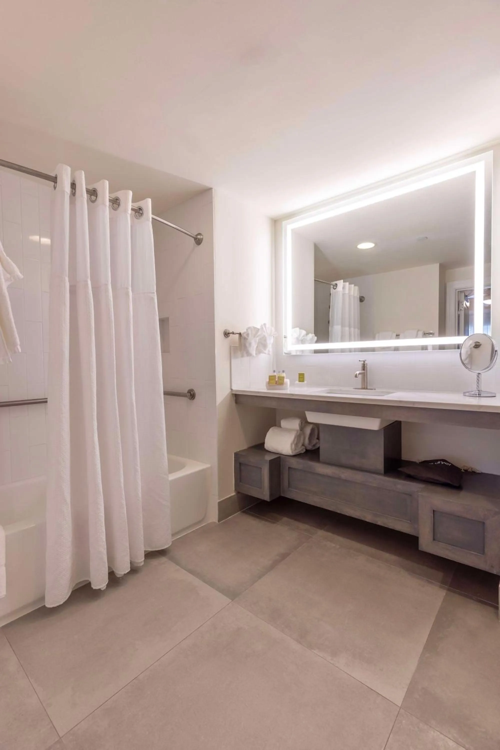 Bathroom in Homewood Suites by Hilton Palm Beach Gardens