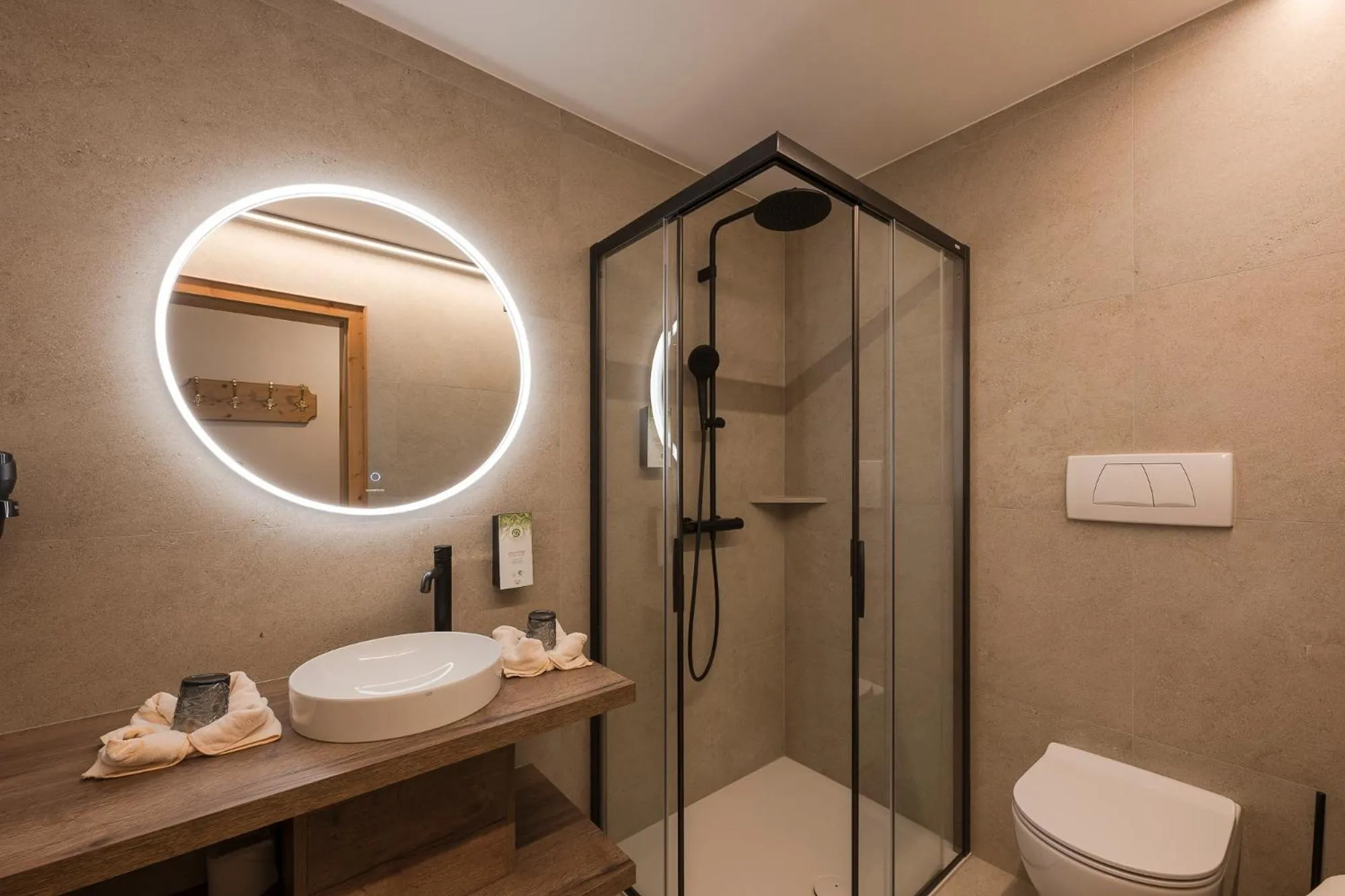 Shower in Hotel Lärchenhof