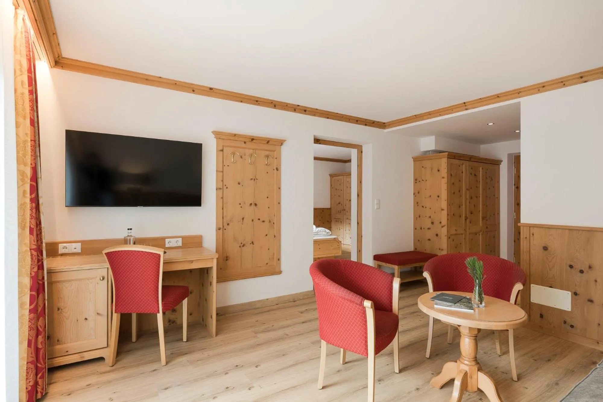 TV and multimedia in Hotel Lärchenhof