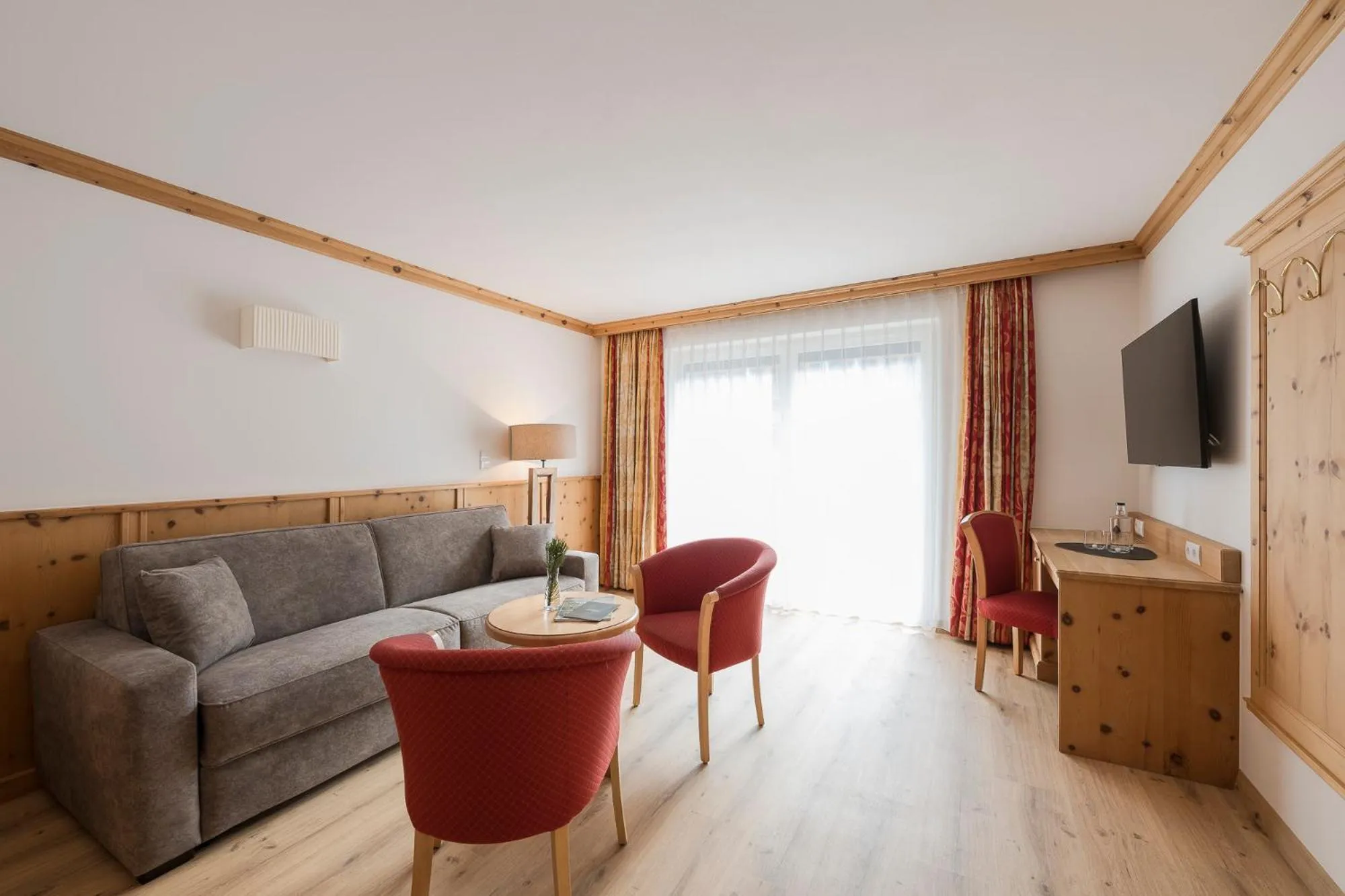 TV and multimedia in Hotel Lärchenhof