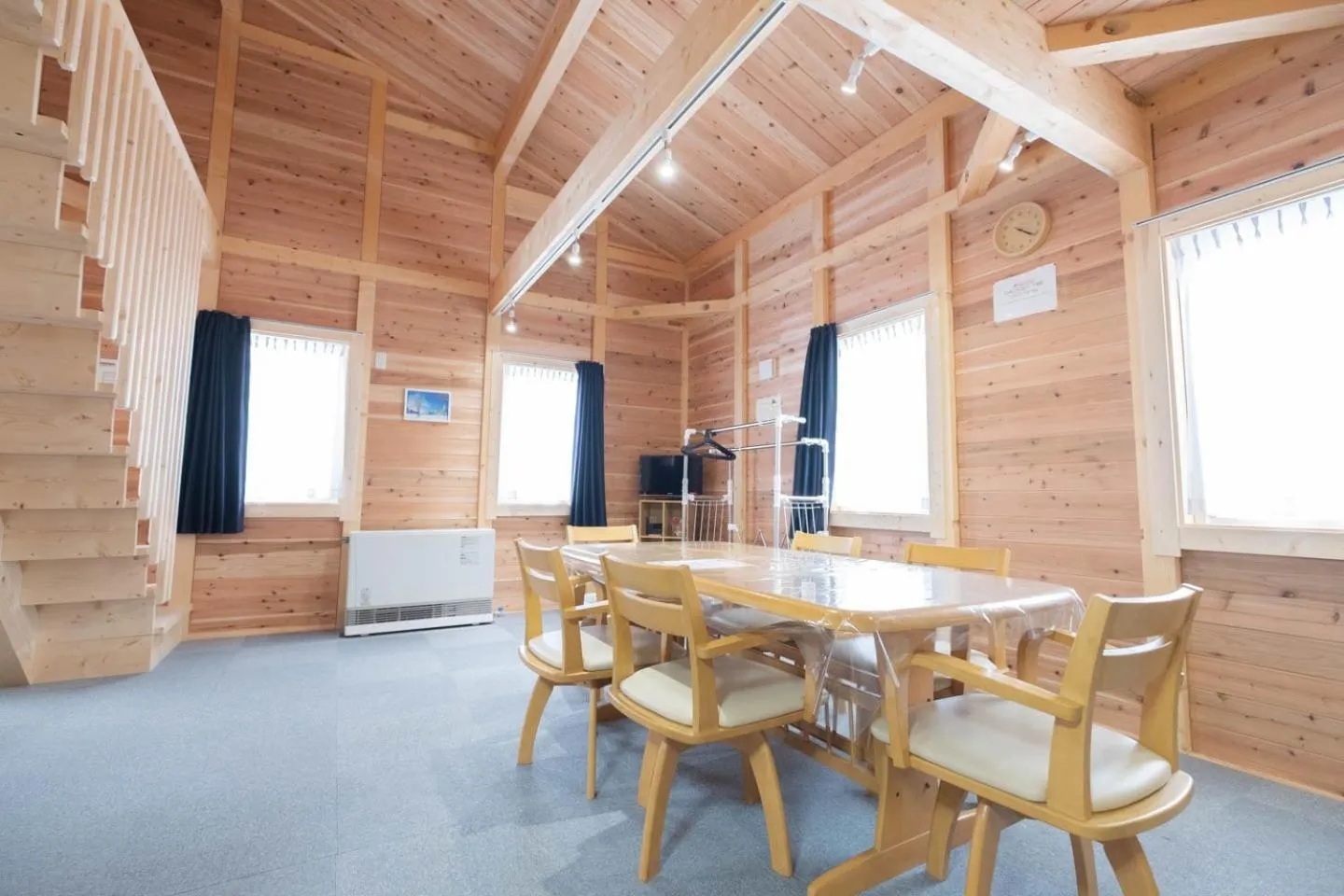 Dining area in LAKE TOYA Logde SIGRA