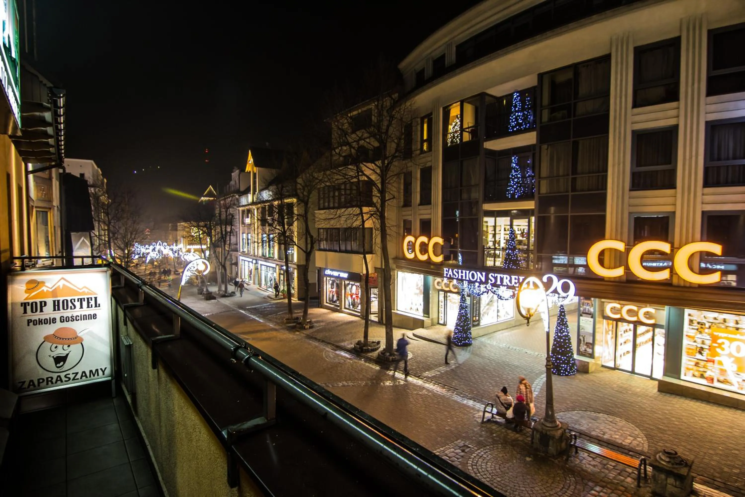 Night in Top Hostel Pokoje Gościnne