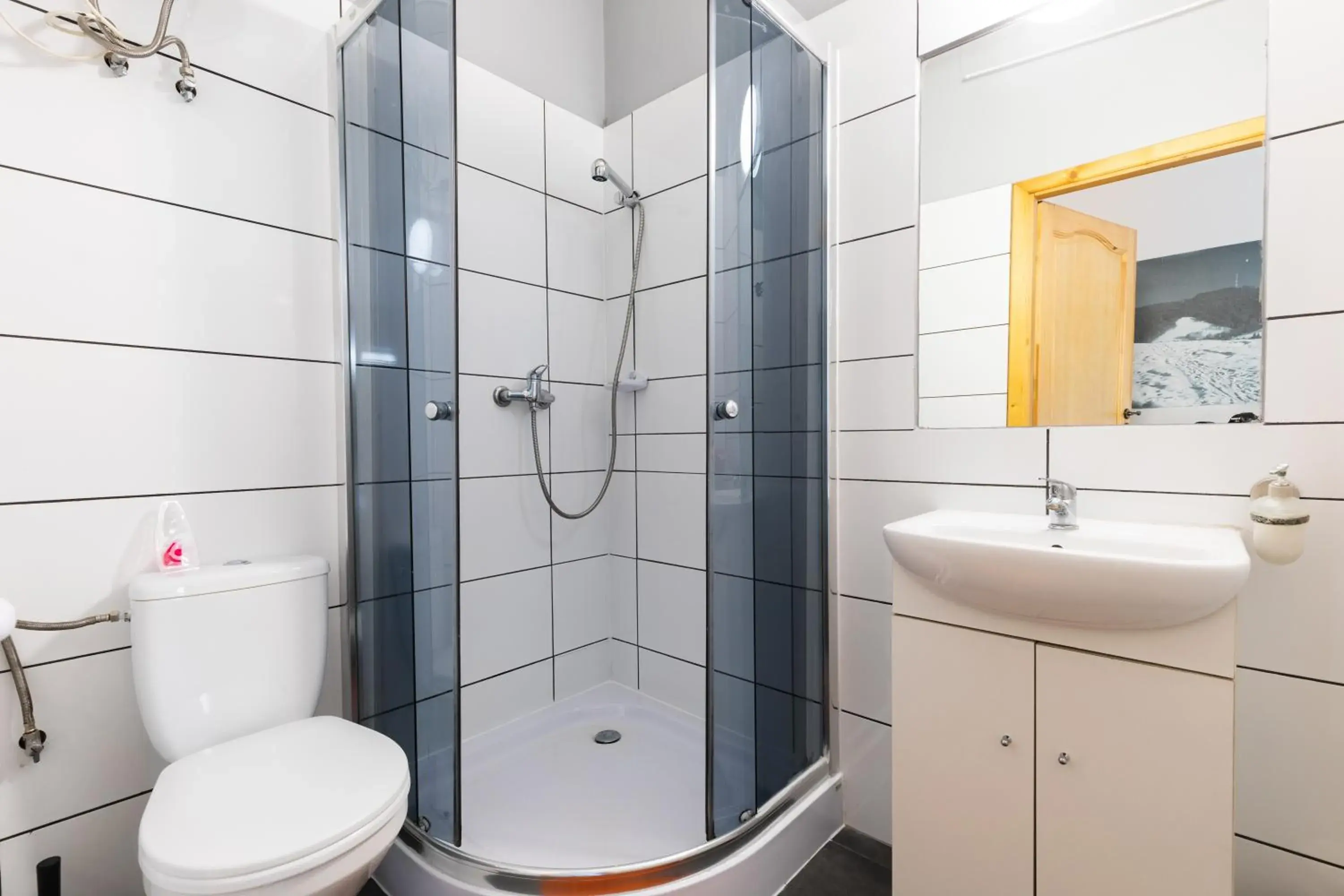 Quadruple Room with Bathroom in Top Hostel Pokoje Gościnne Quadruple Room with Bathroom in Top Hostel Pokoje Gościnne