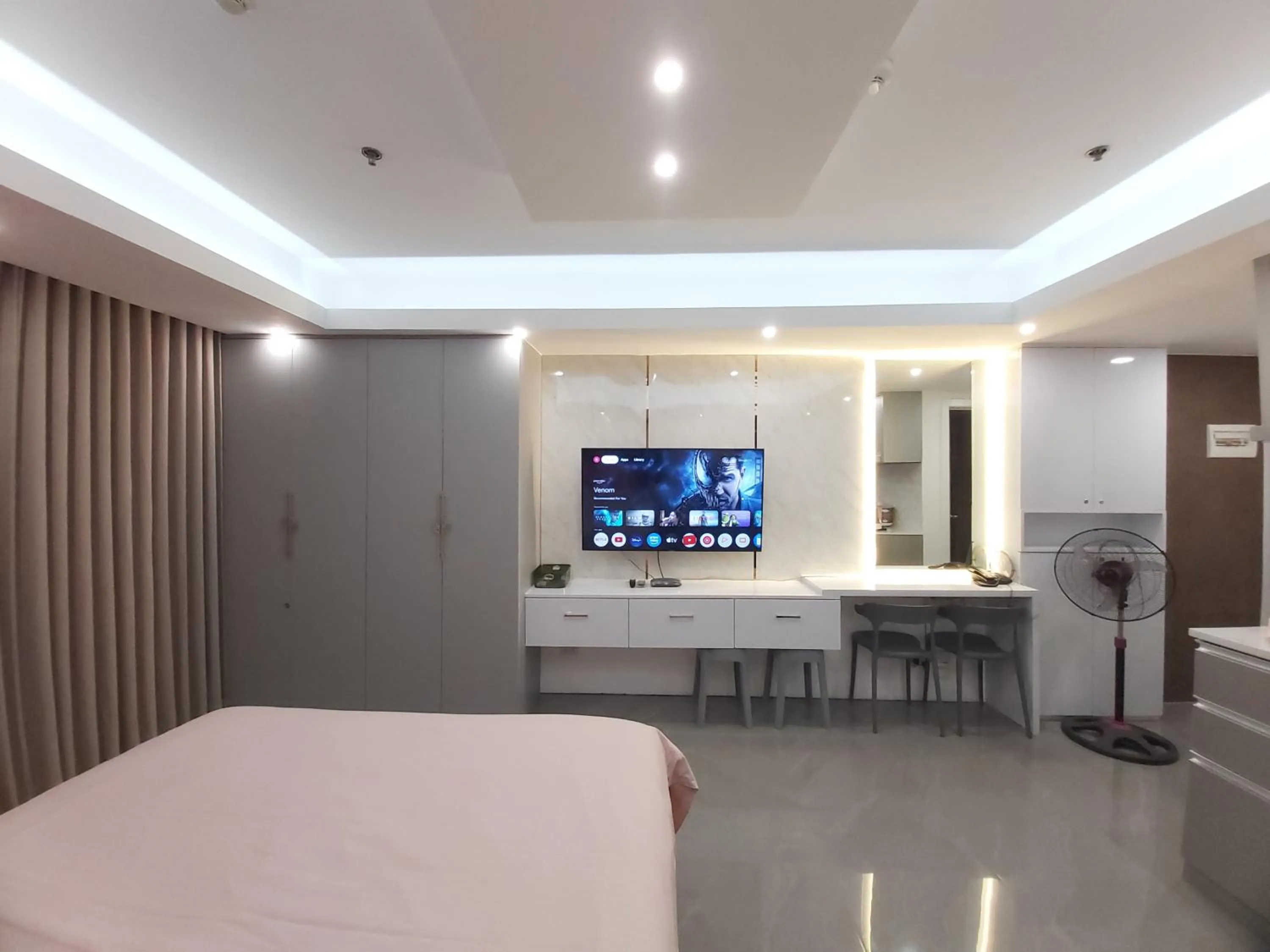 Bed in Azure Urban Resort Staycation