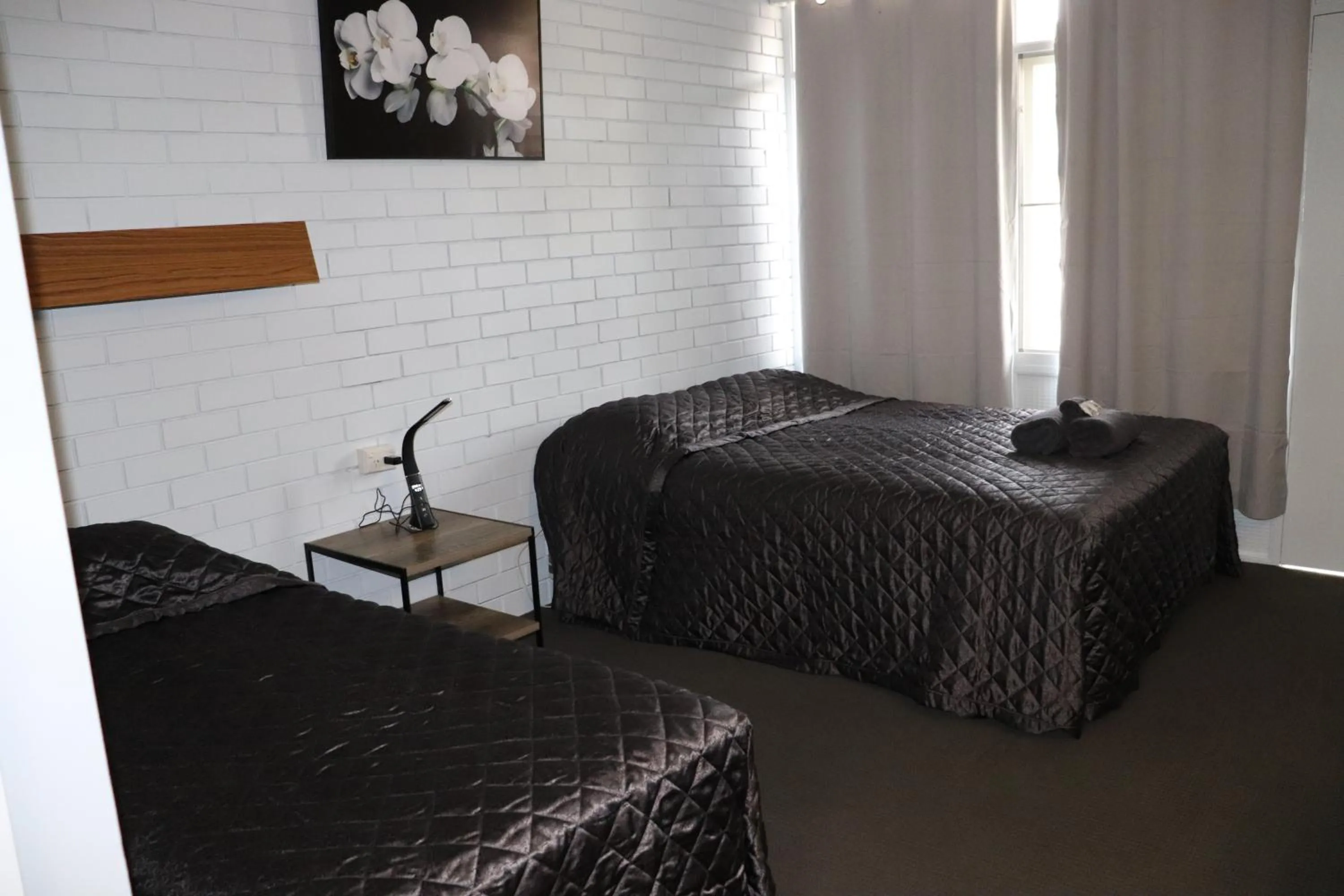 Bed in Edenhope Motor Inn