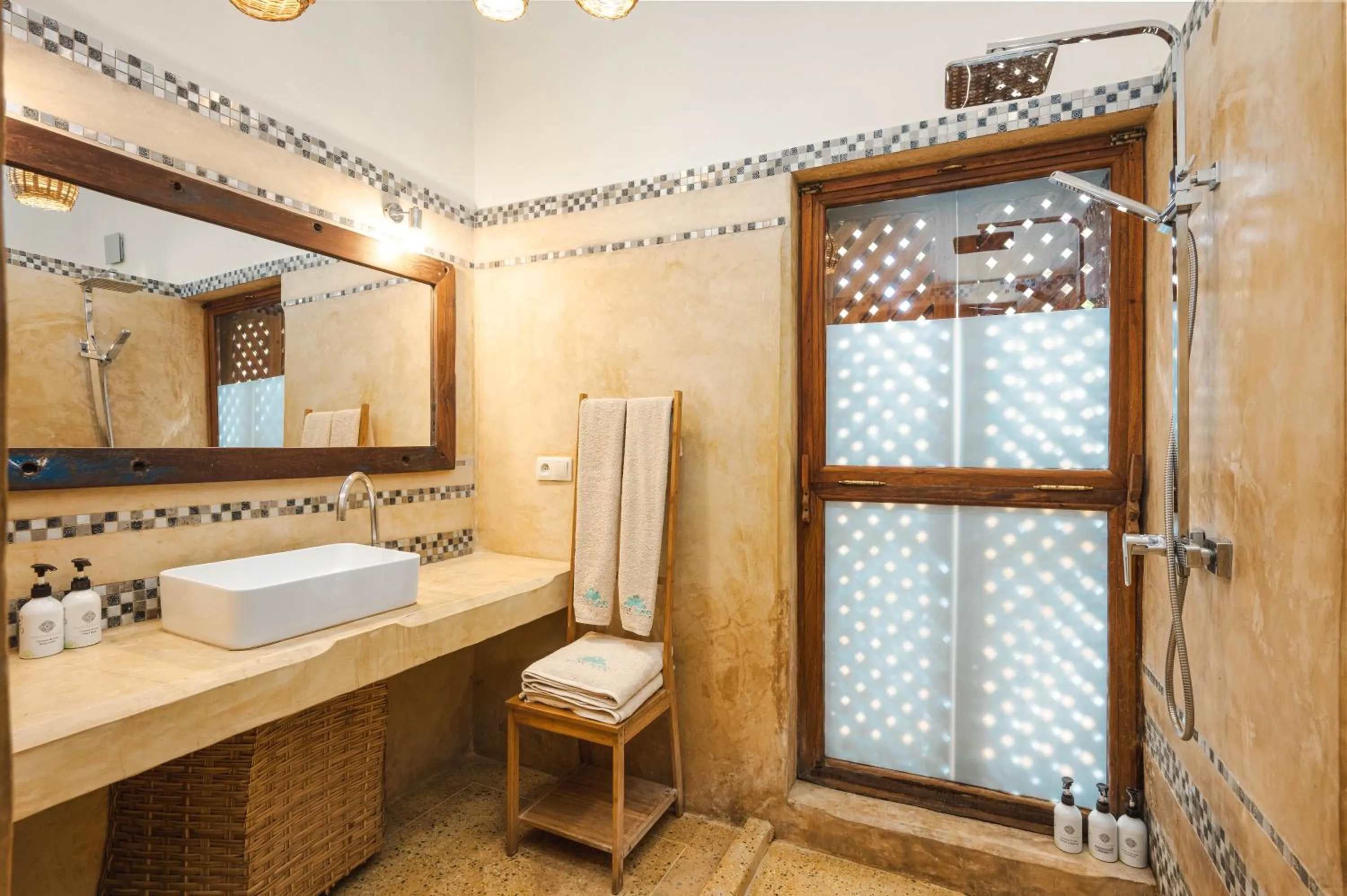 Bathroom in Clove Island Villas & Spa