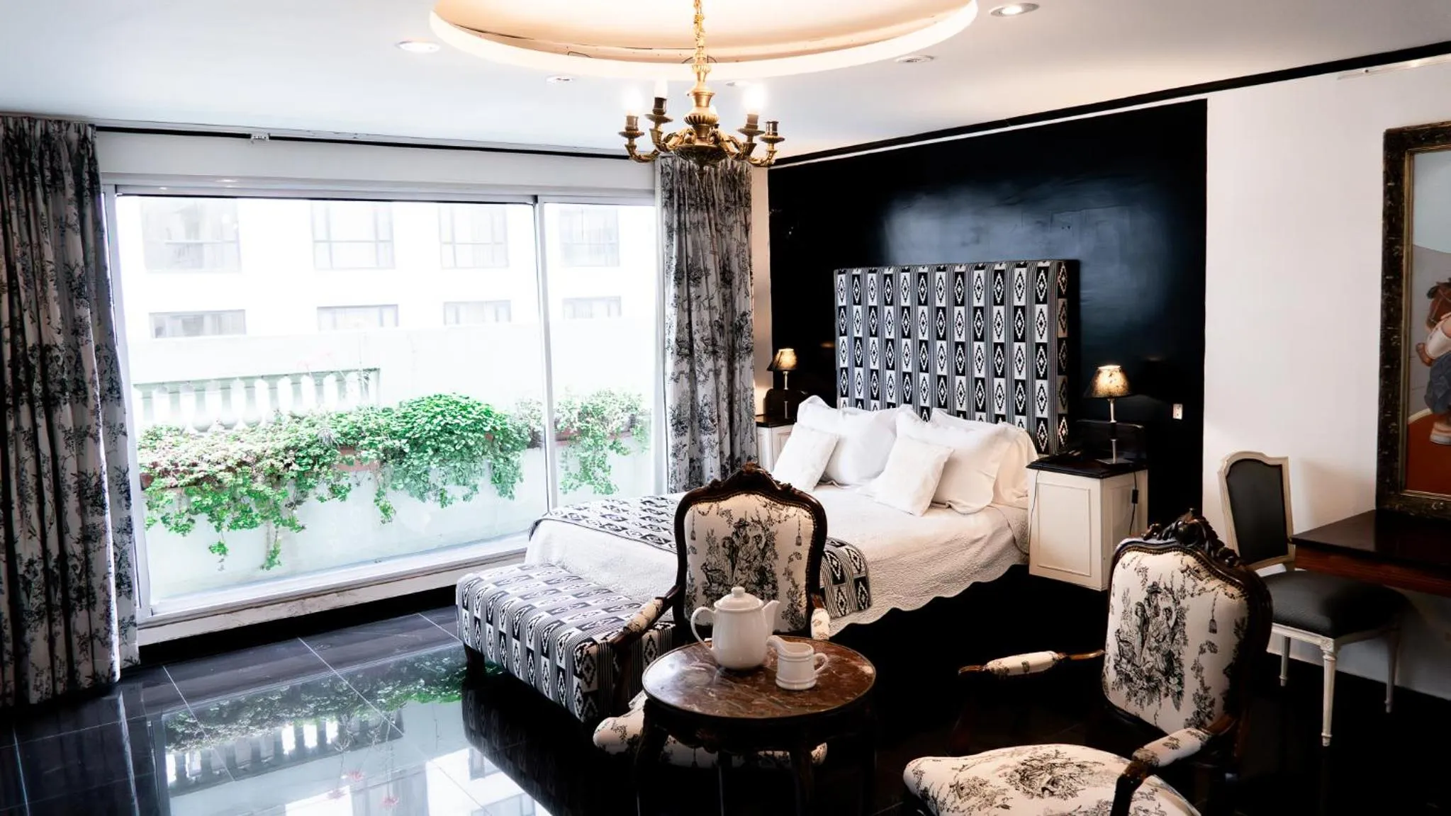 Photo of the whole room in RentUp Suites - San Telmo, Moreno 820