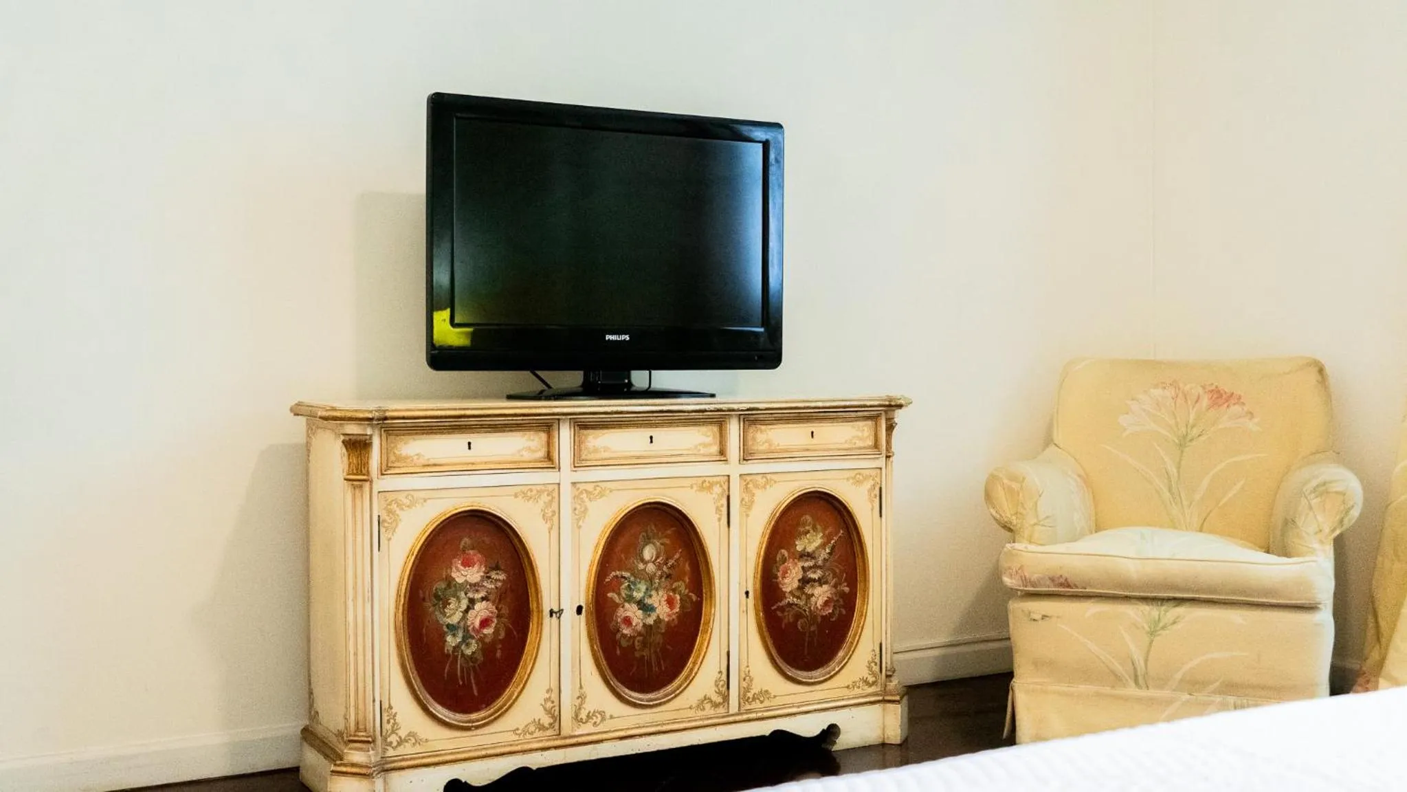 Living room in RentUp Suites - San Telmo, Moreno 820