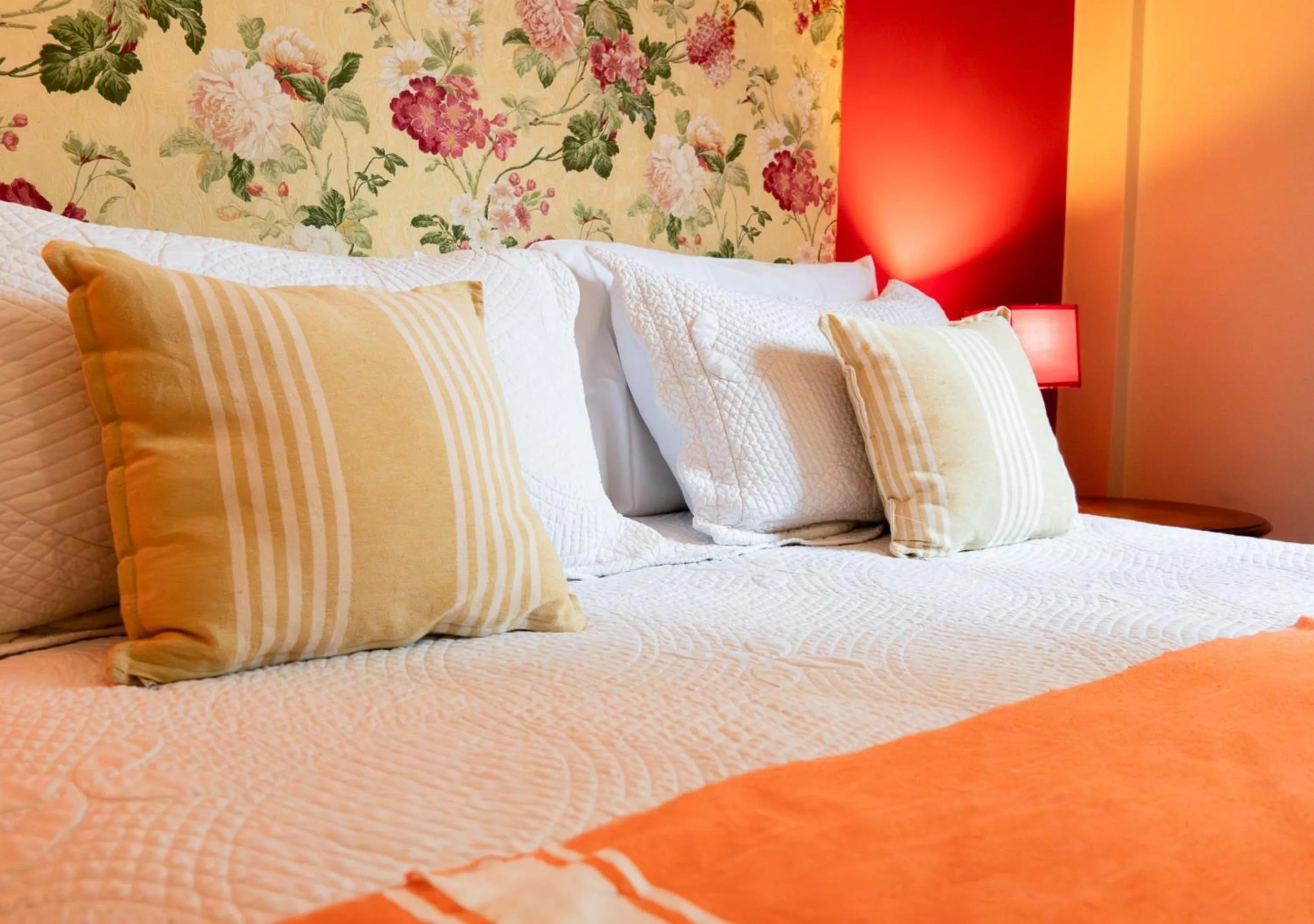 Bed in Moreno 820 by DOT Suites