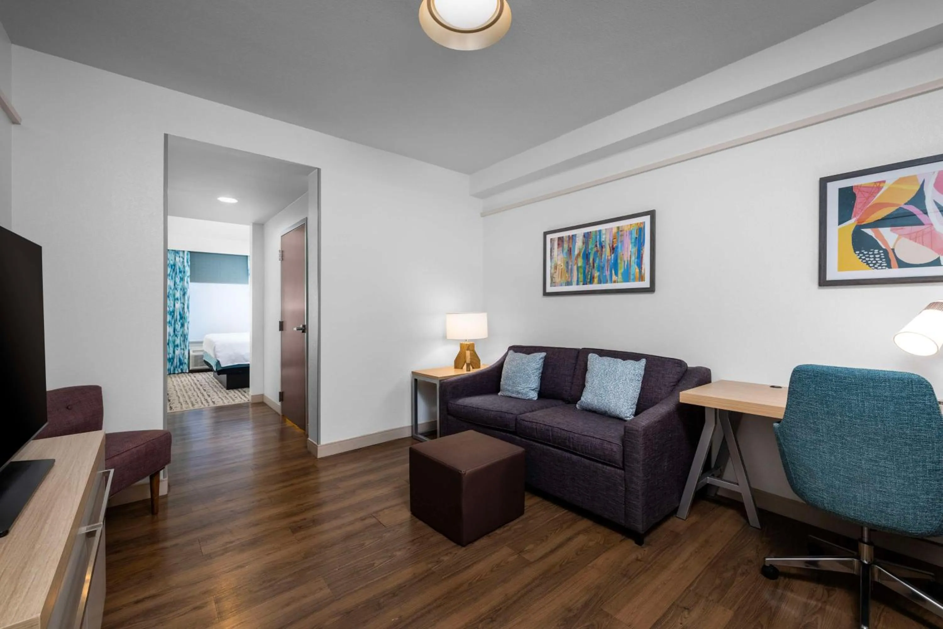 Bedroom in Hilton Garden Inn West Palm Beach Airport