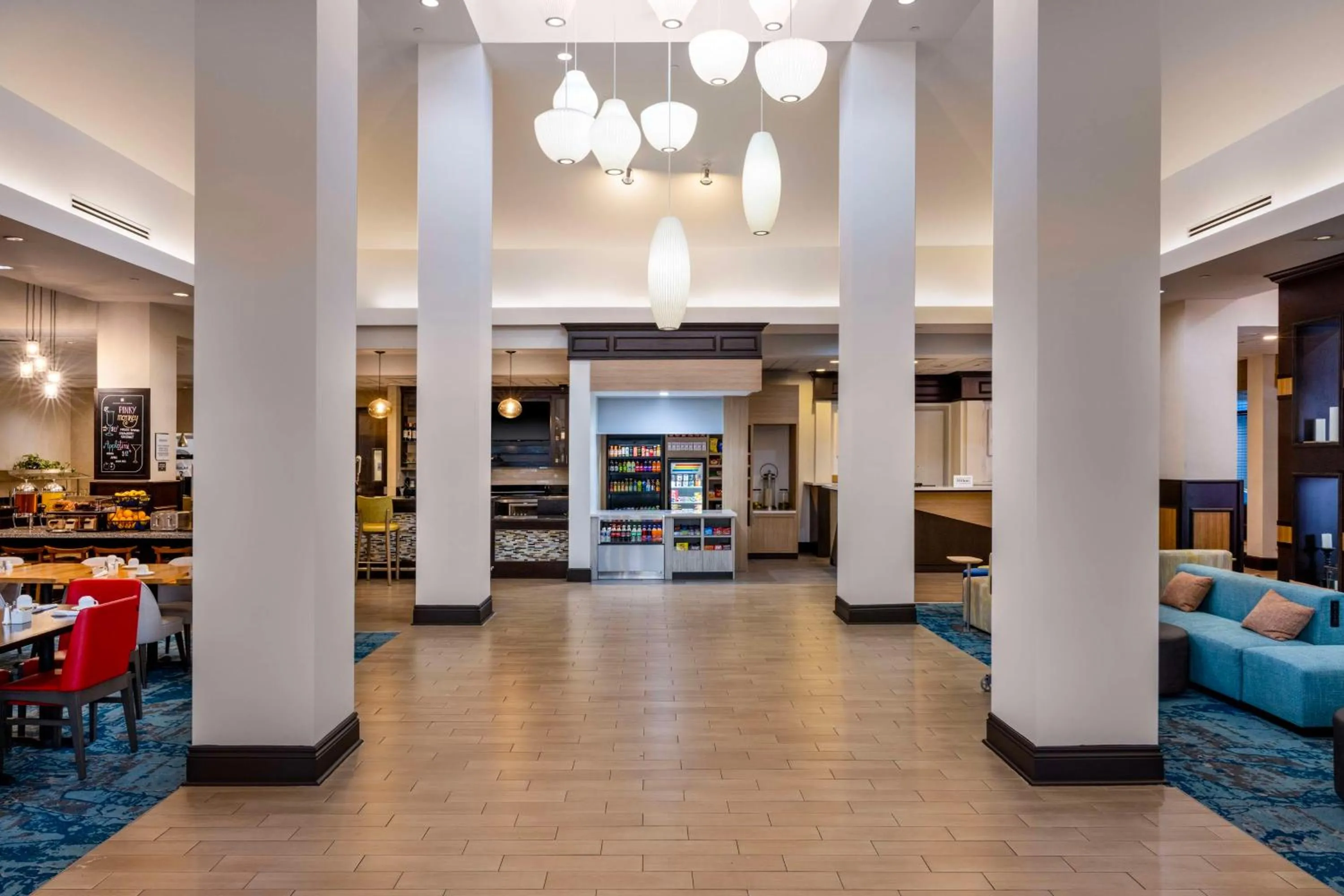 Lobby or reception in Hilton Garden Inn West Palm Beach Airport