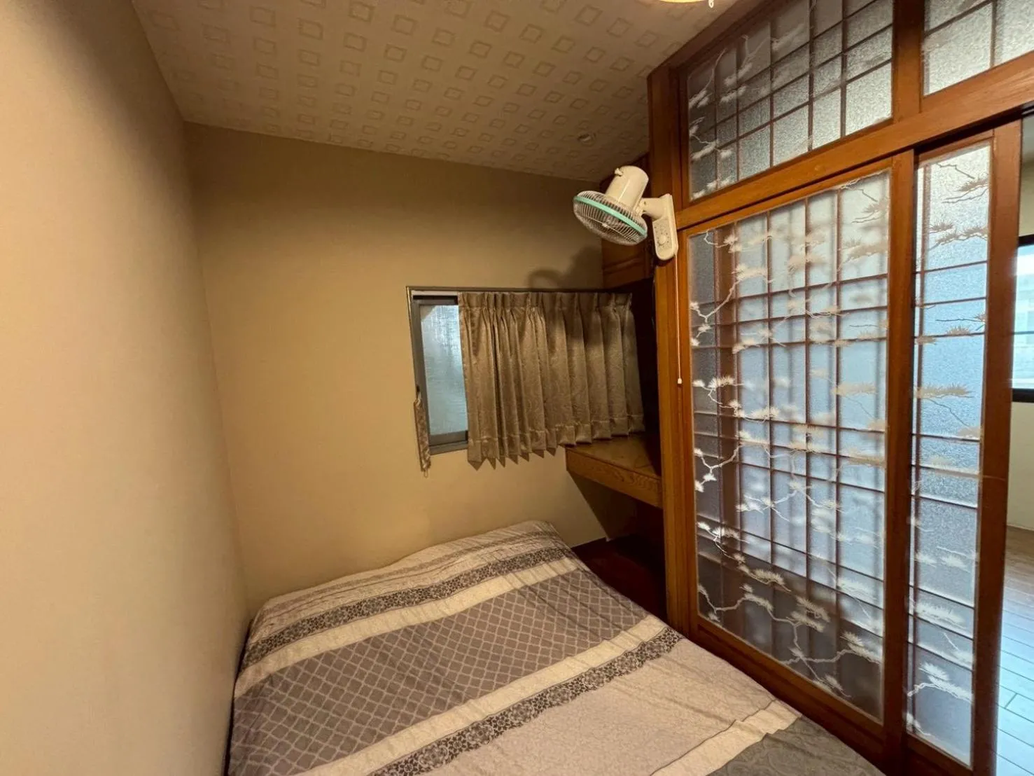Deluxe Double Room with Shower - single occupancy in Inn-itiate Tainan