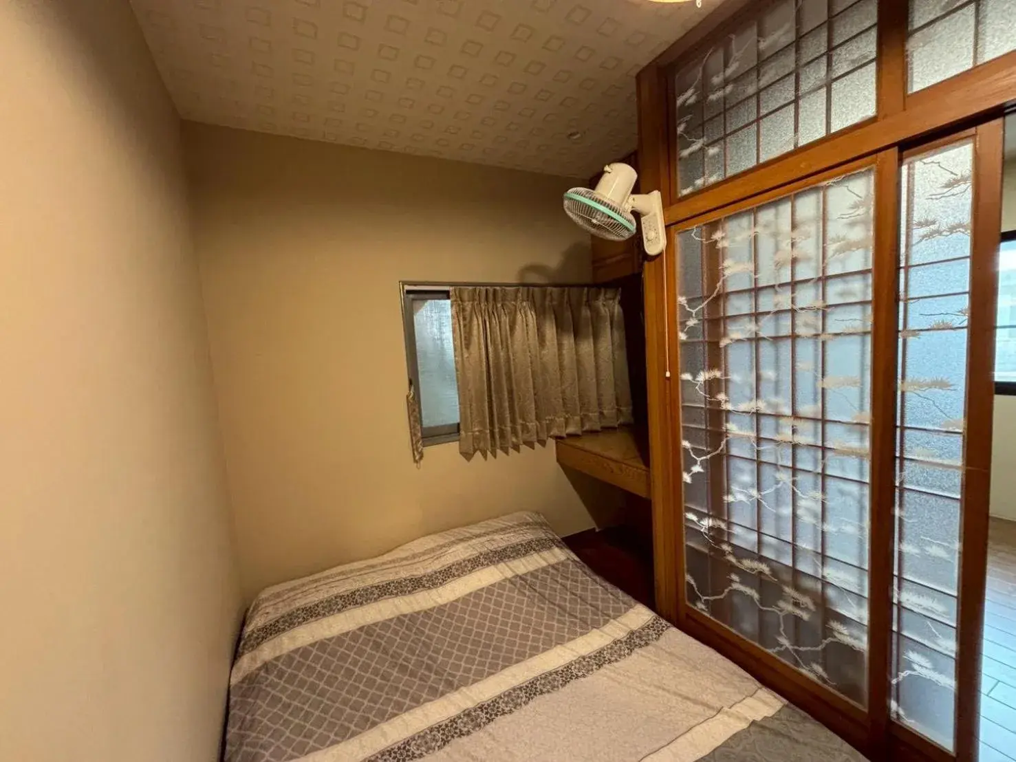Deluxe Double Room with Shower - single occupancy in Inn-itiate Tainan Deluxe Double Room with Shower - single occupancy in Inn-itiate Tainan