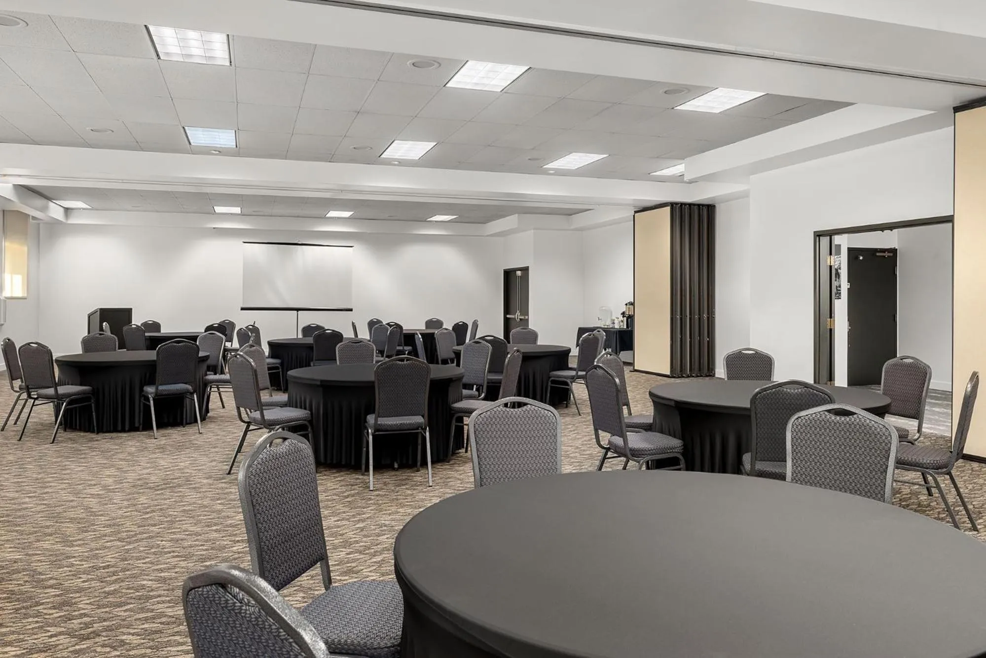 Banquet/Function facilities in The INN at Gig Harbor