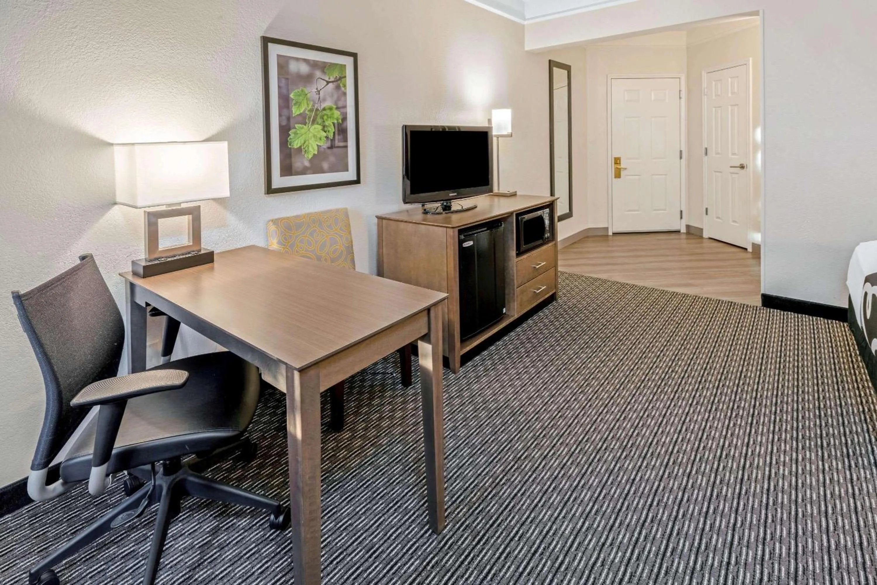 Photo of the whole room in La Quinta by Wyndham Orem University Pwy Provo