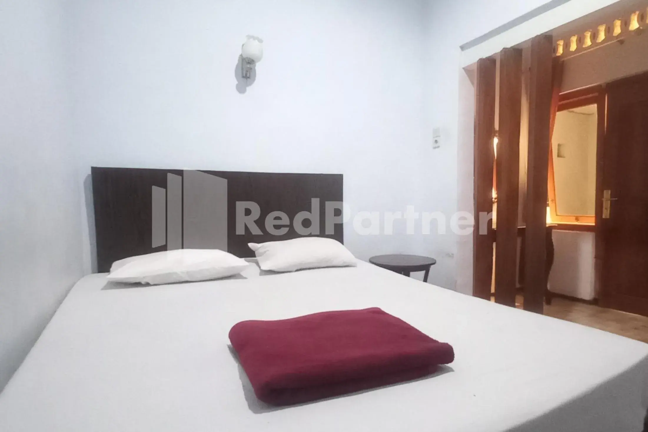 Bedroom, Bed in Hotel Palem 2 Syariah Malang Redpartner Bedroom, Bed in Hotel Palem 2 Syariah Malang Redpartner