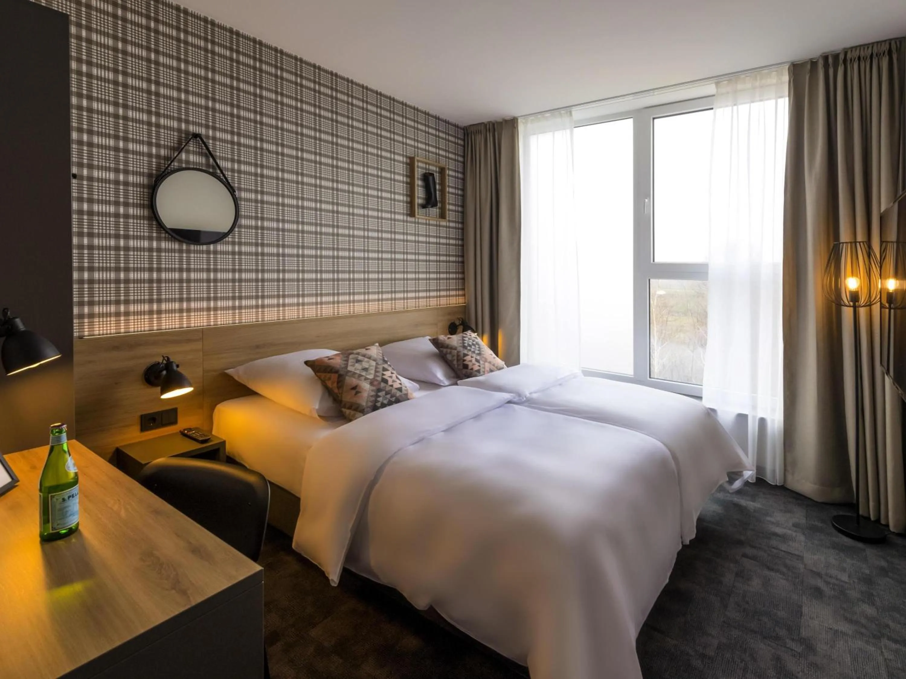 Bedroom, Bed in ibis Styles Vechta