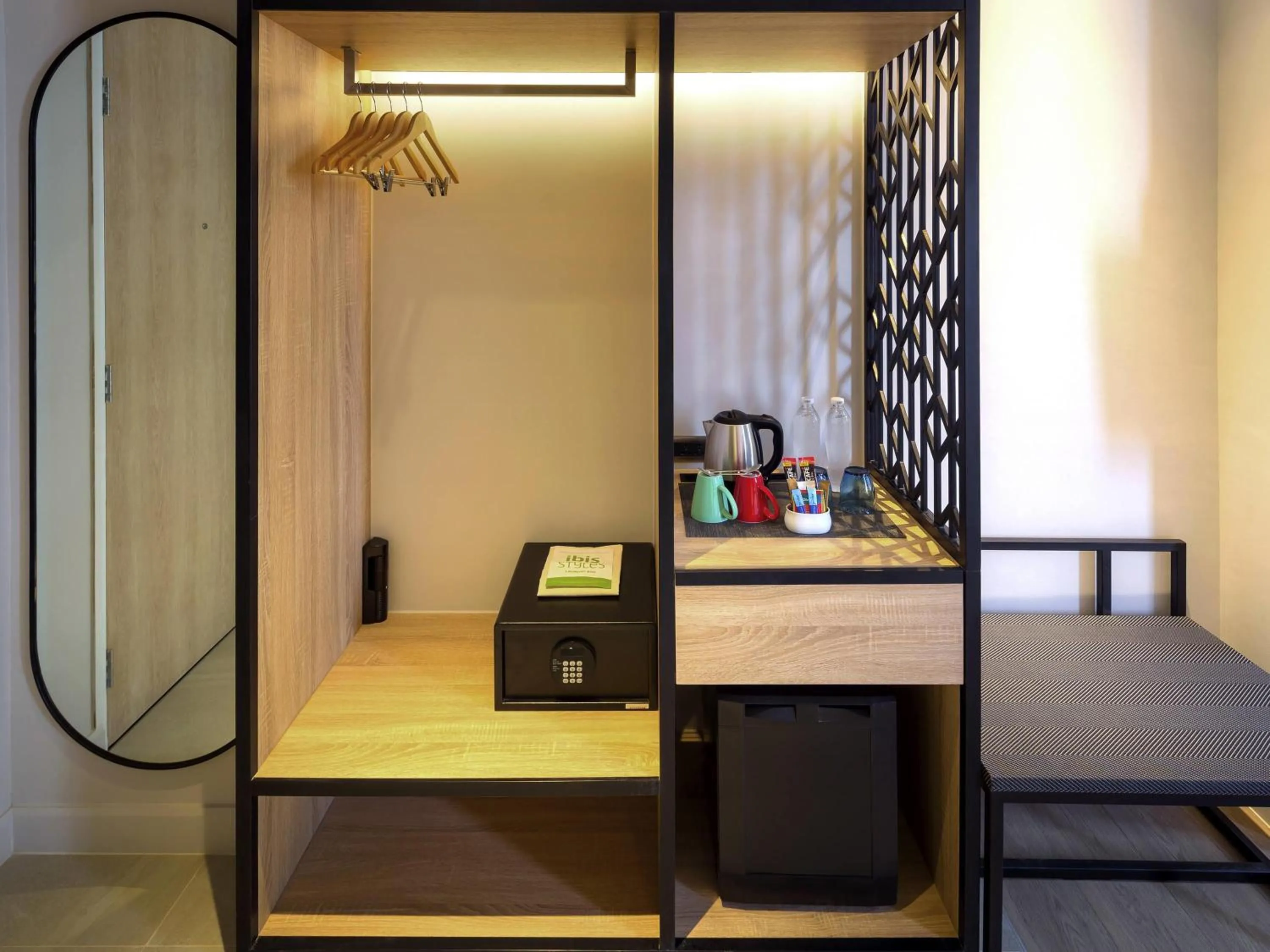 Bedroom in ibis Styles Bangkok Ratchada