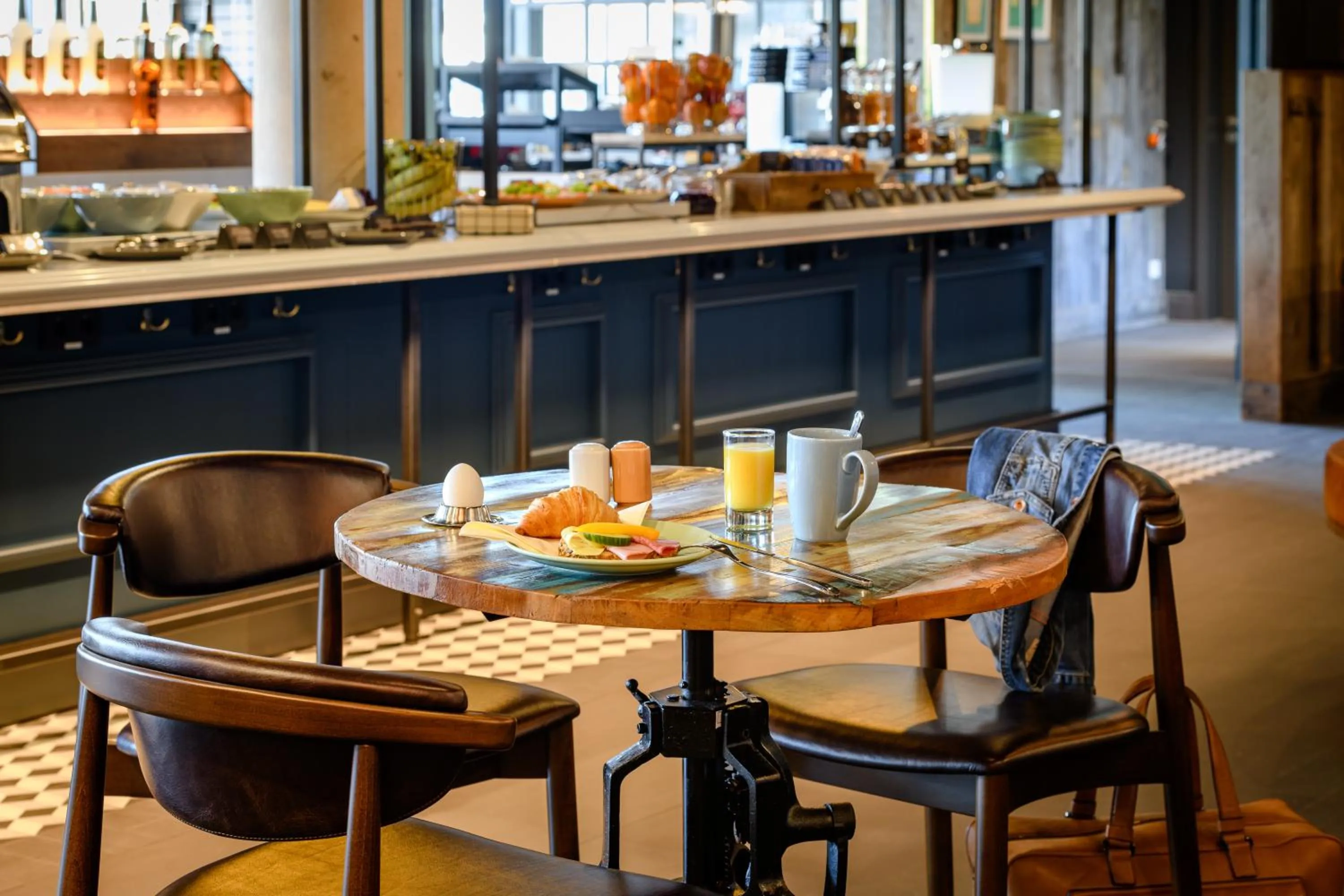 Breakfast in ibis Landshut City