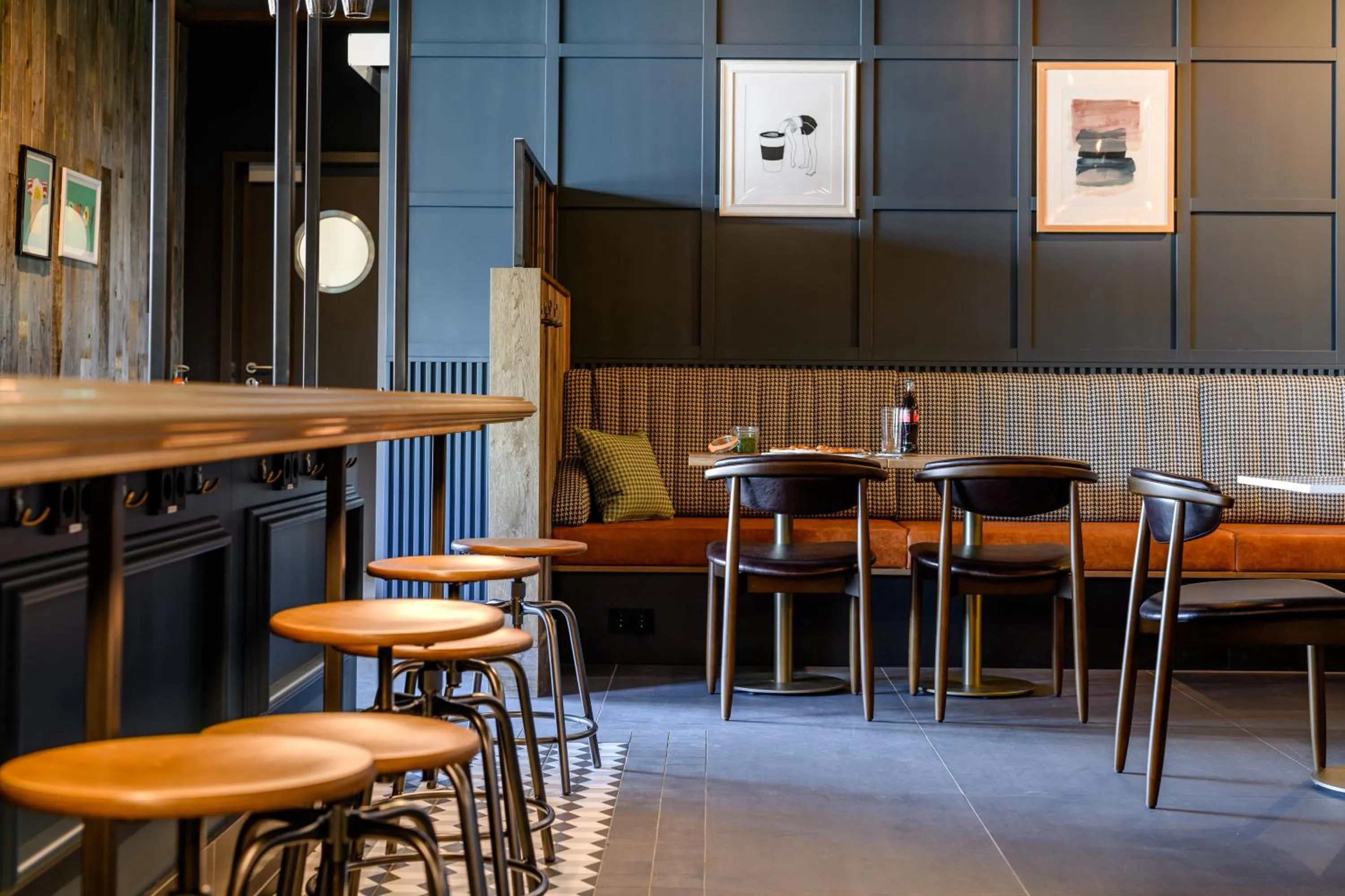 Lounge or bar in ibis Landshut City