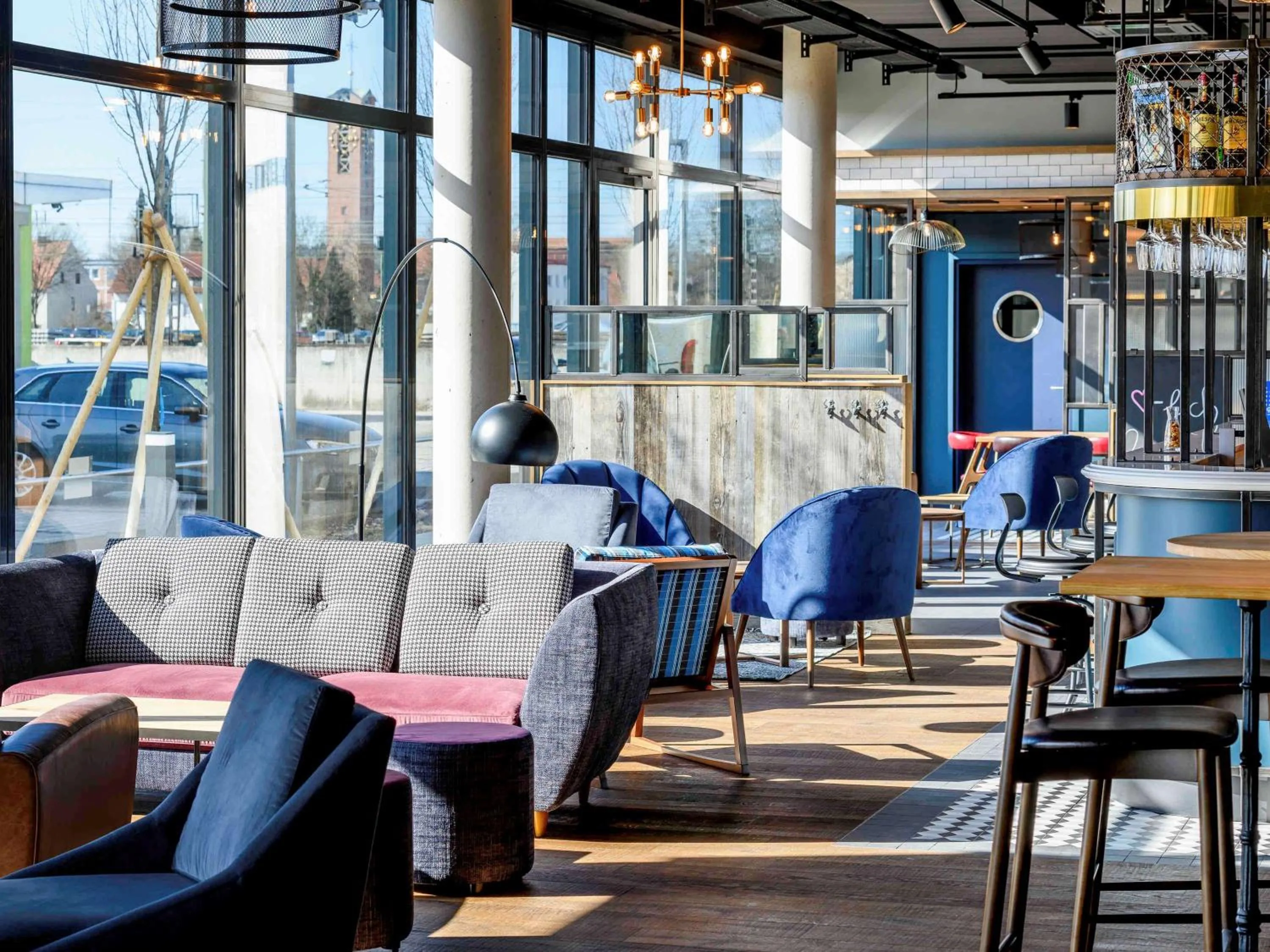 Lounge or bar in ibis Landshut City