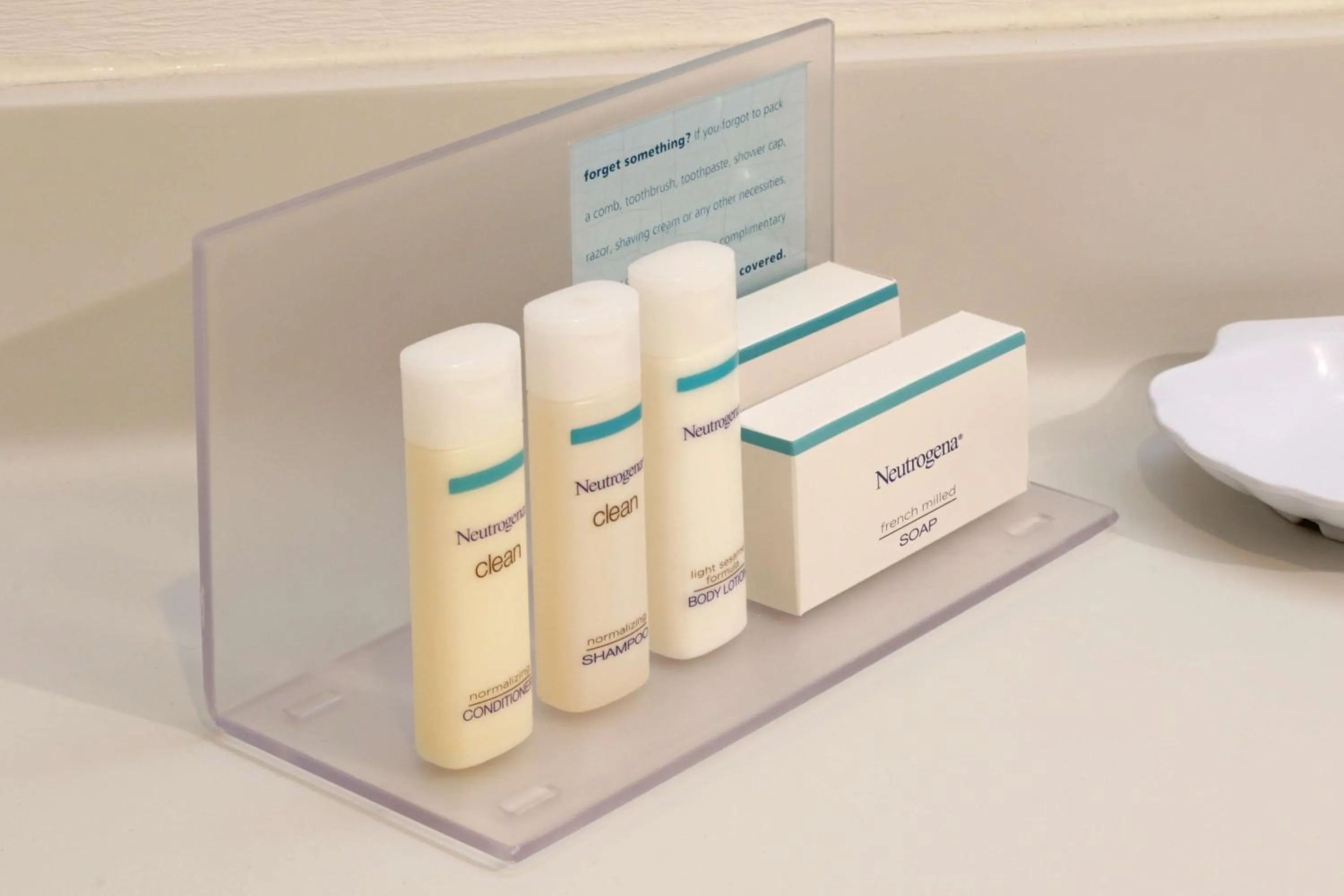 Bathroom in Hampton Inn Monterrey-Airport