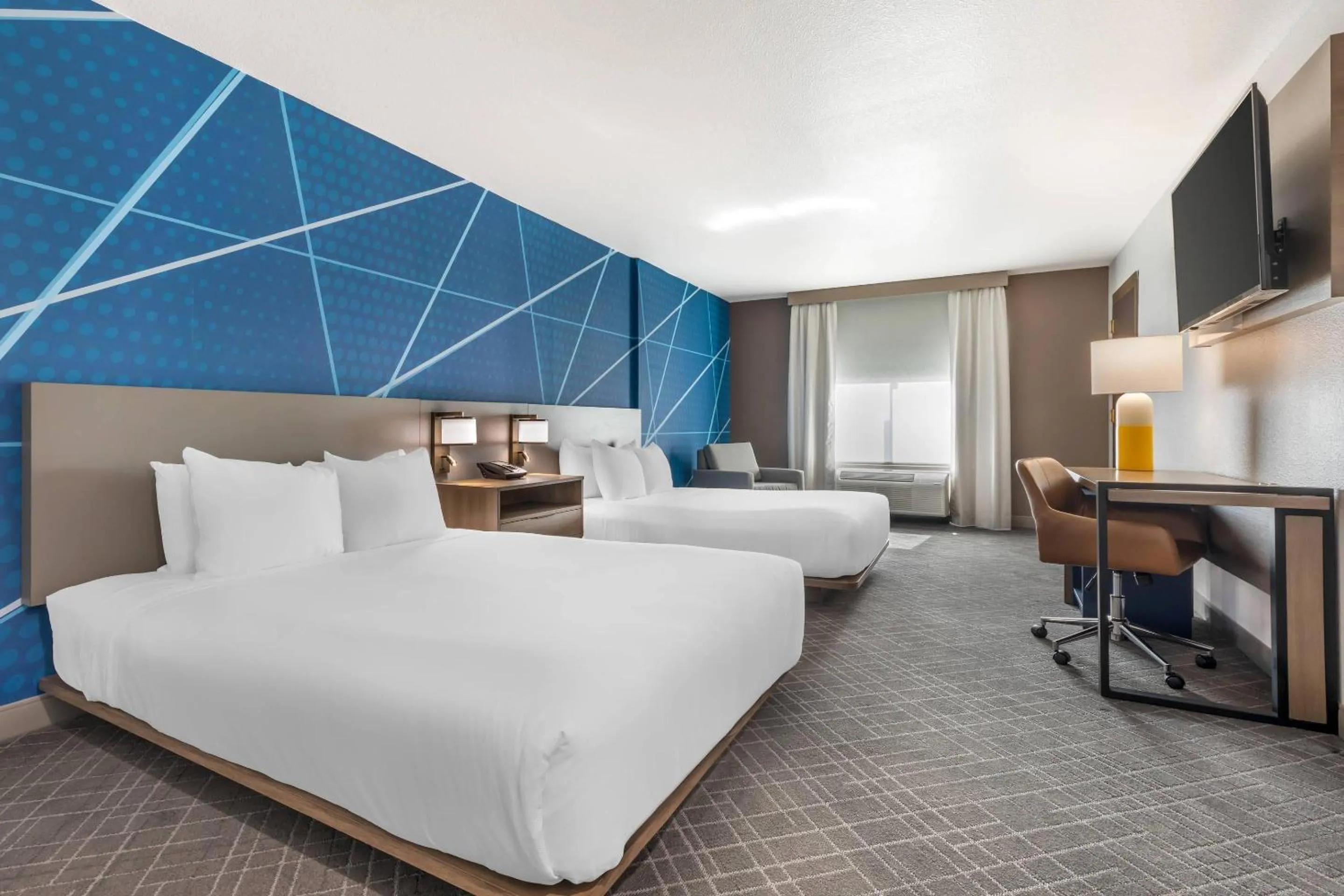 Bedroom, Bed in Comfort Inn & Suites Frisco East - McKinney