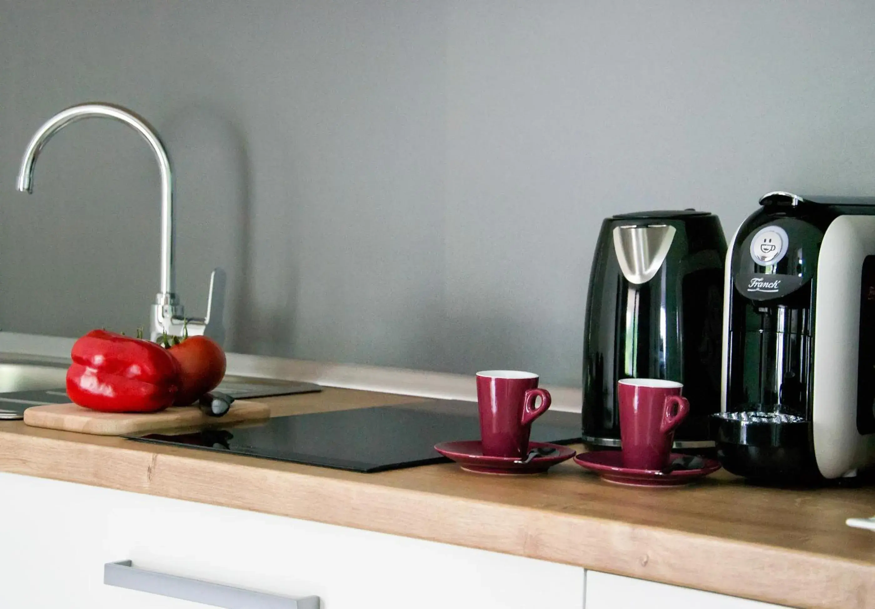 Deluxe Two-bedroom Mobile Home in Mobile Homes Camping Plitvice Deluxe Two-bedroom Mobile Home in Mobile Homes Camping Plitvice