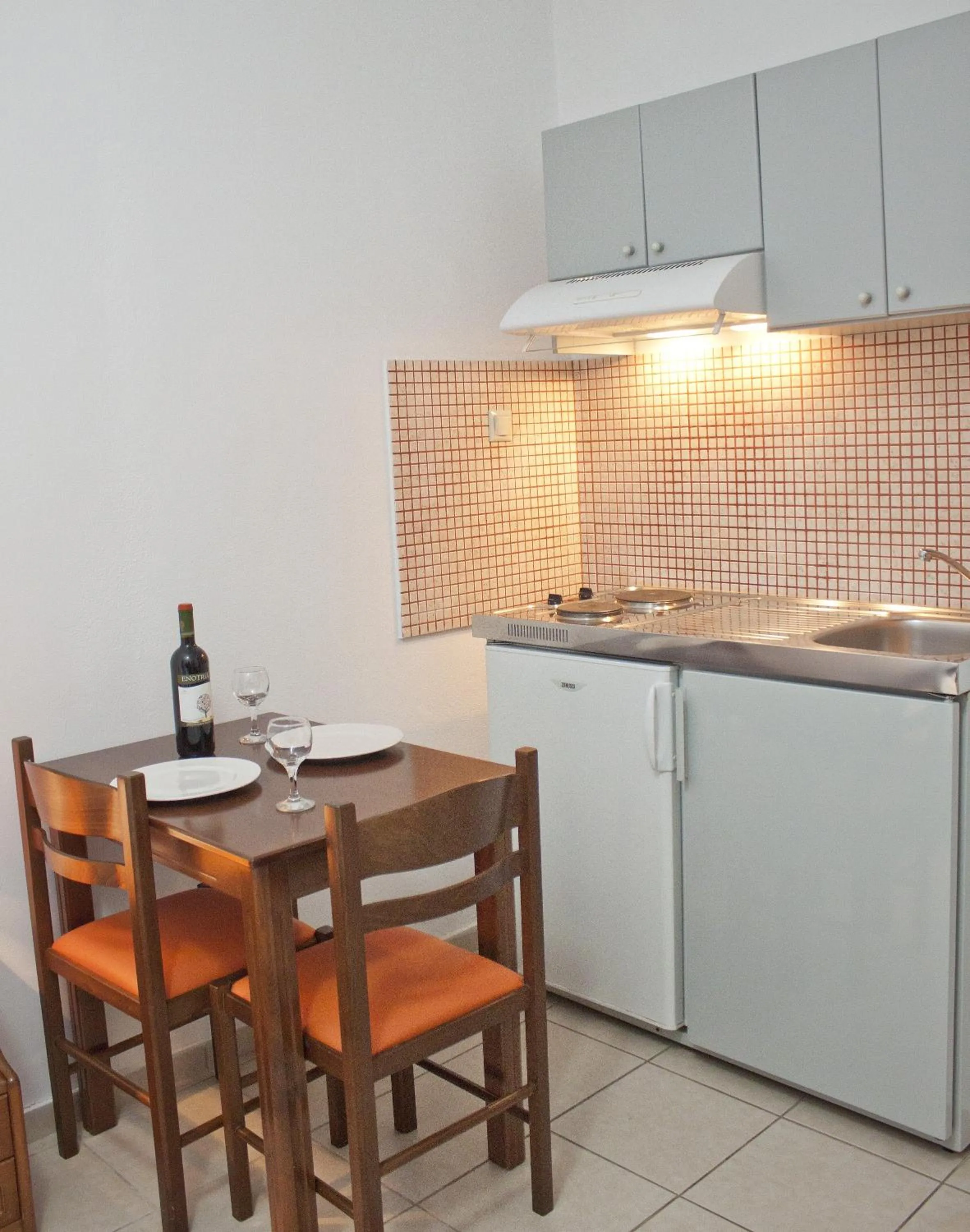Kitchen or kitchenette in Vaso Apartments