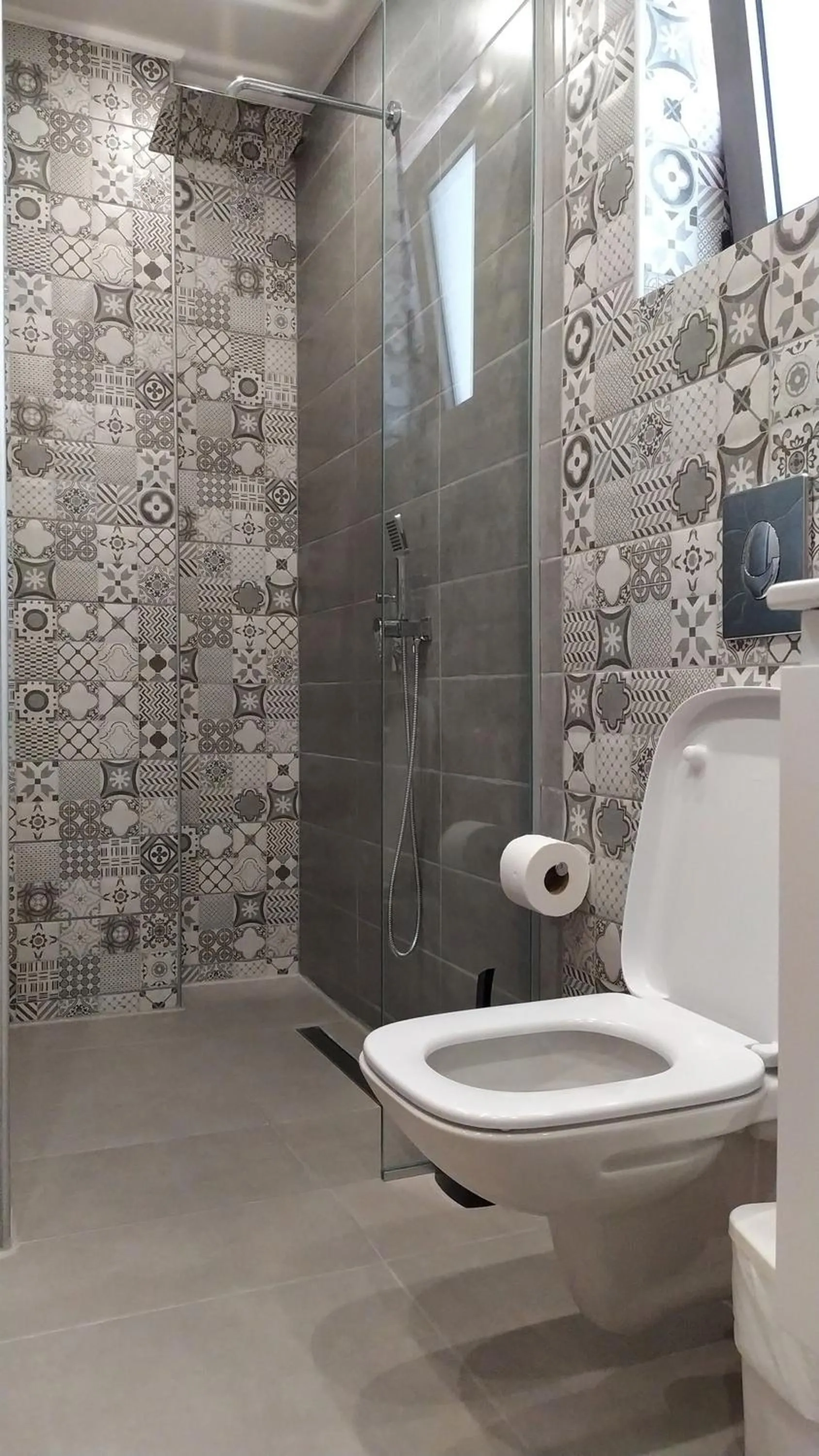 Toilet in Vaso Apartments