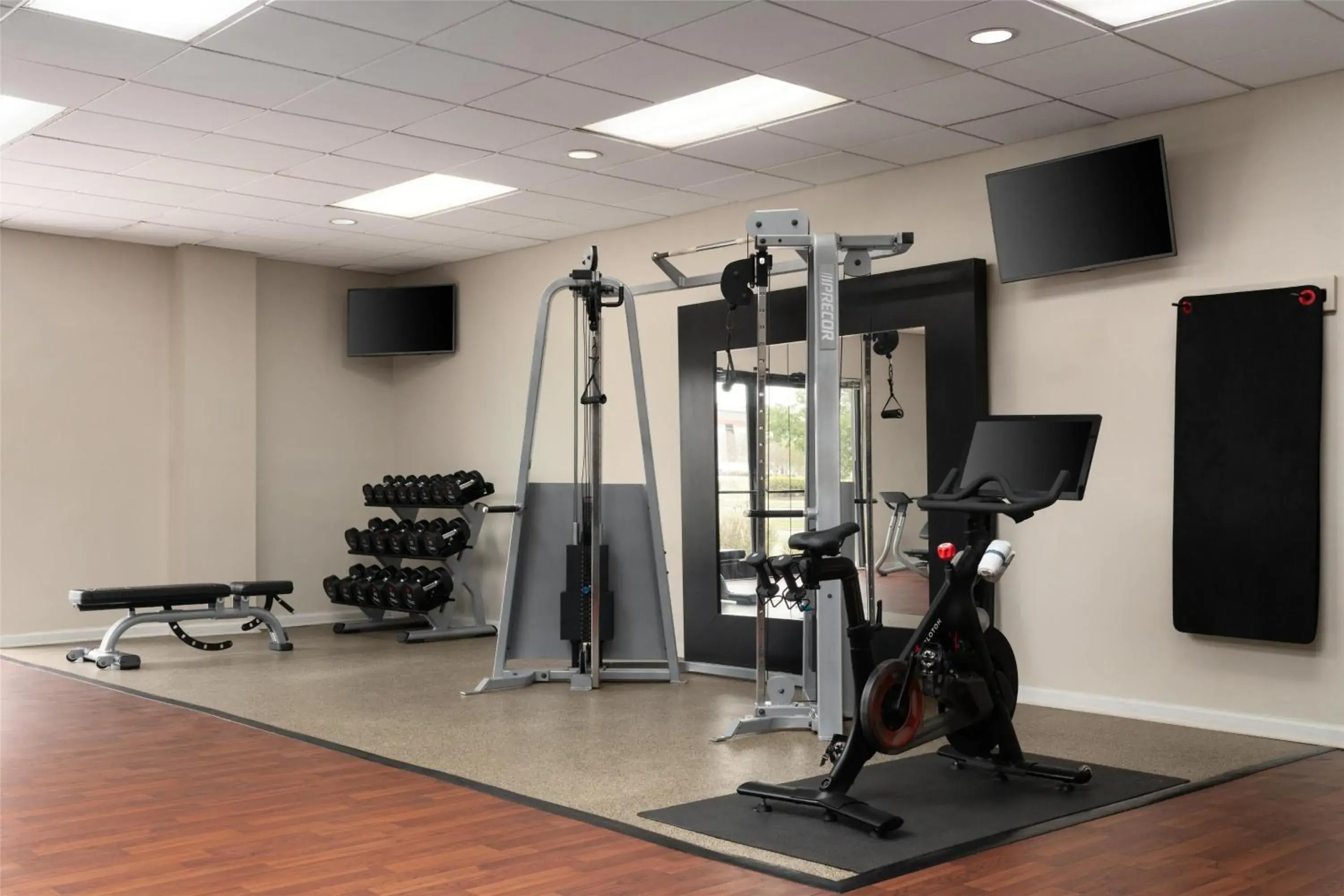 Fitness centre/facilities in DoubleTree by Hilton Virginia Beach Fitness centre/facilities in DoubleTree by Hilton Virginia Beach