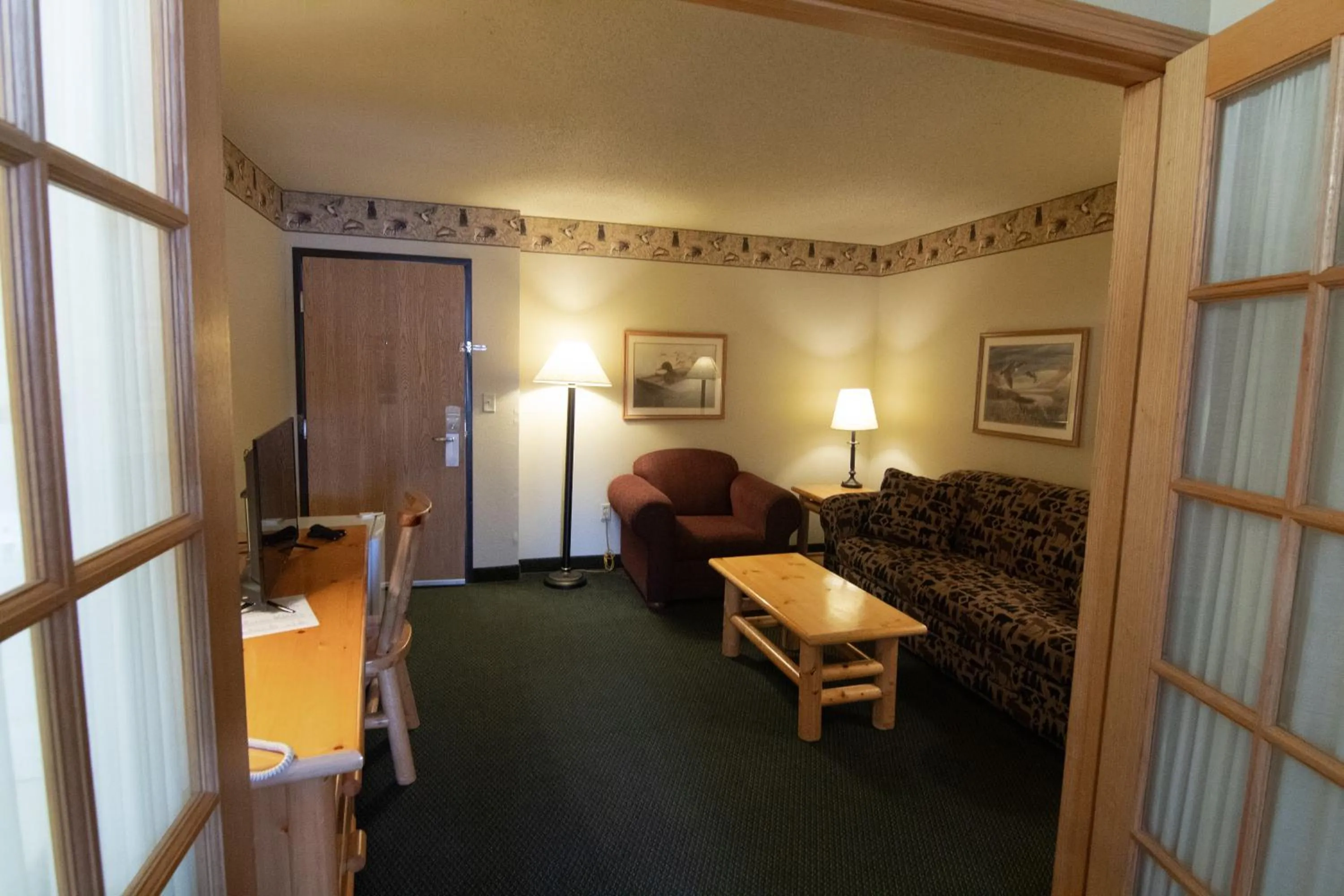 Shell Lake Lodge, a Travelodge by Wyndham