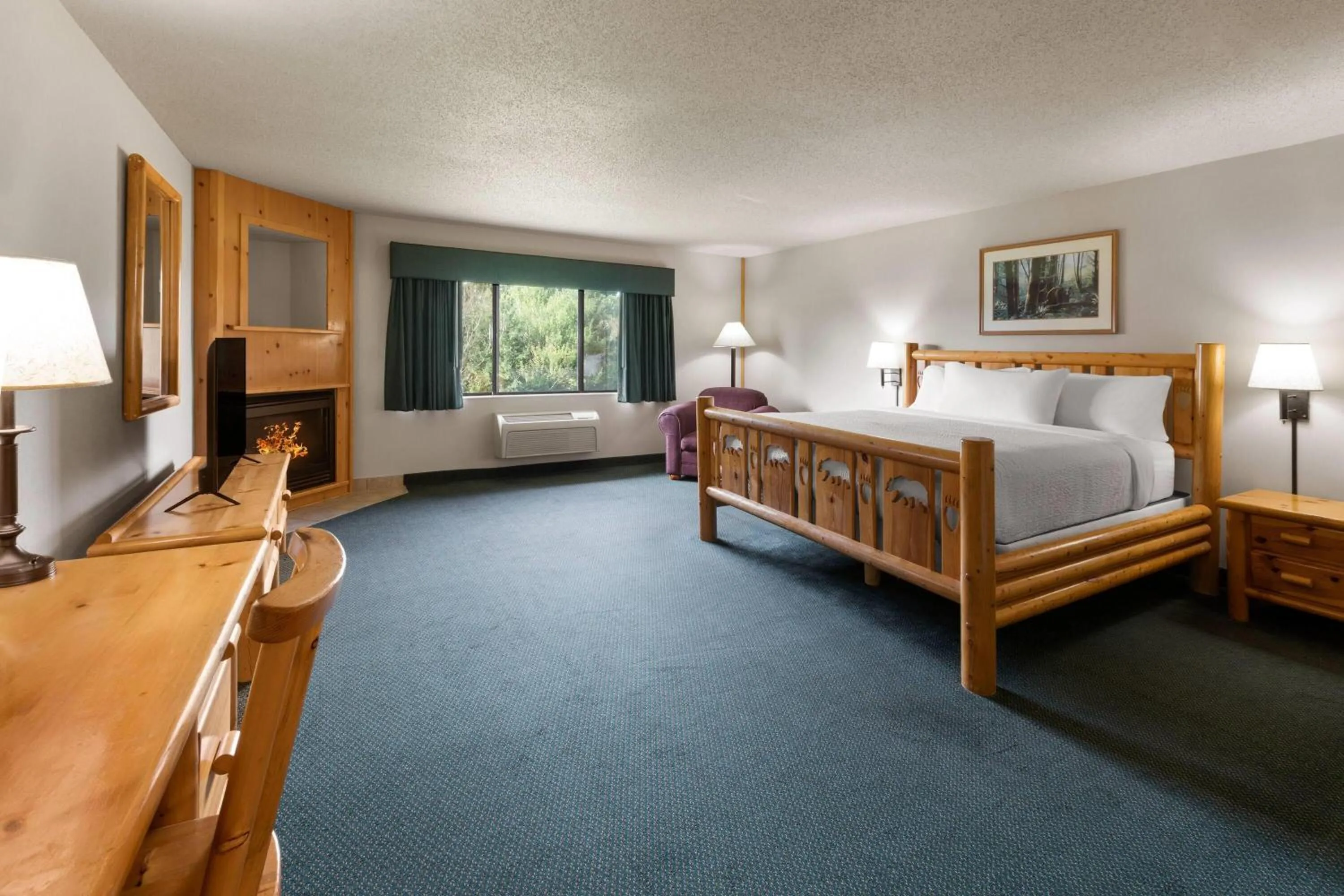 Photo of the whole room, Bed in Shell Lake Lodge, a Travelodge by Wyndham