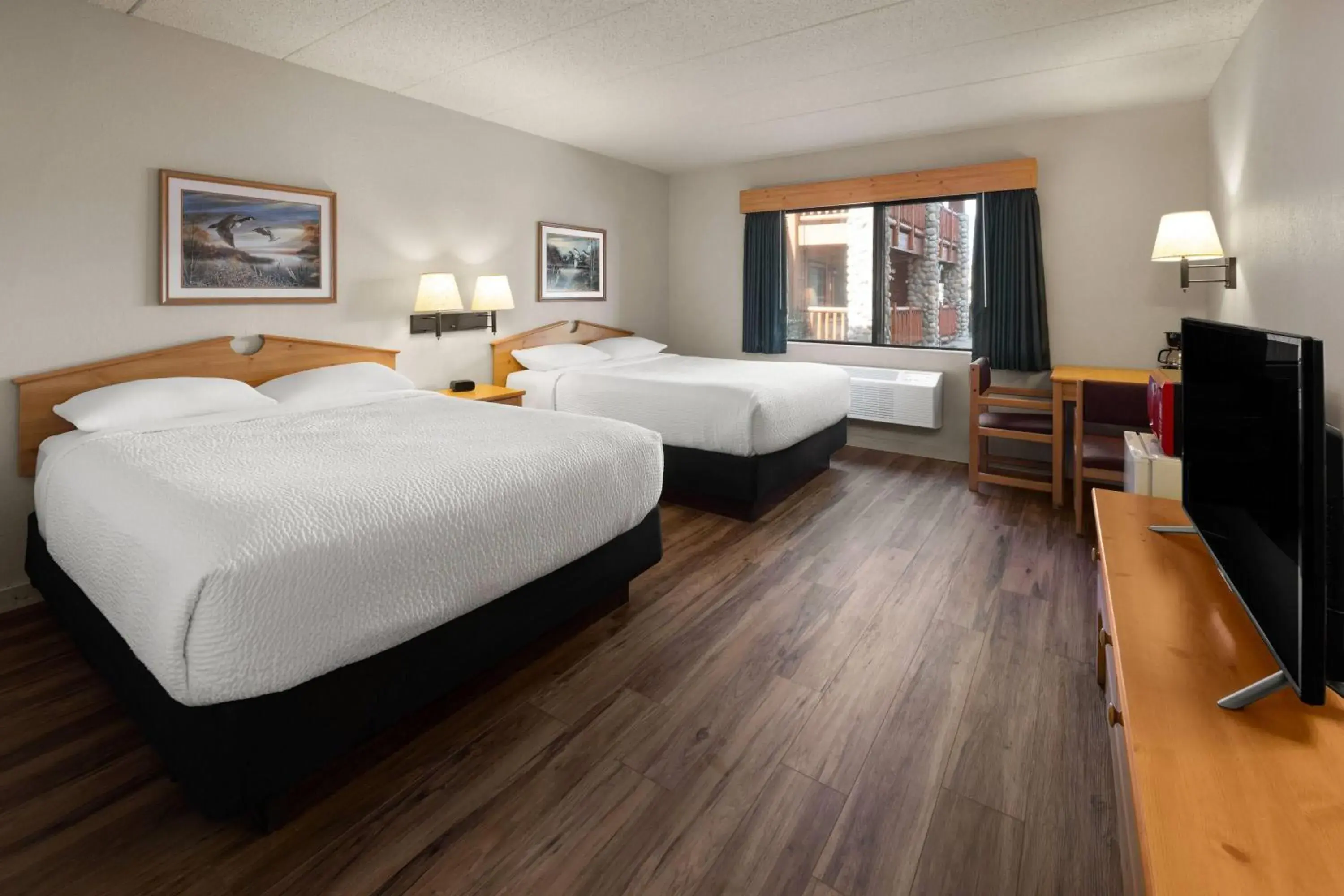 Photo of the whole room, Bed in Shell Lake Lodge, a Travelodge by Wyndham Photo of the whole room, Bed in Shell Lake Lodge, a Travelodge by Wyndham