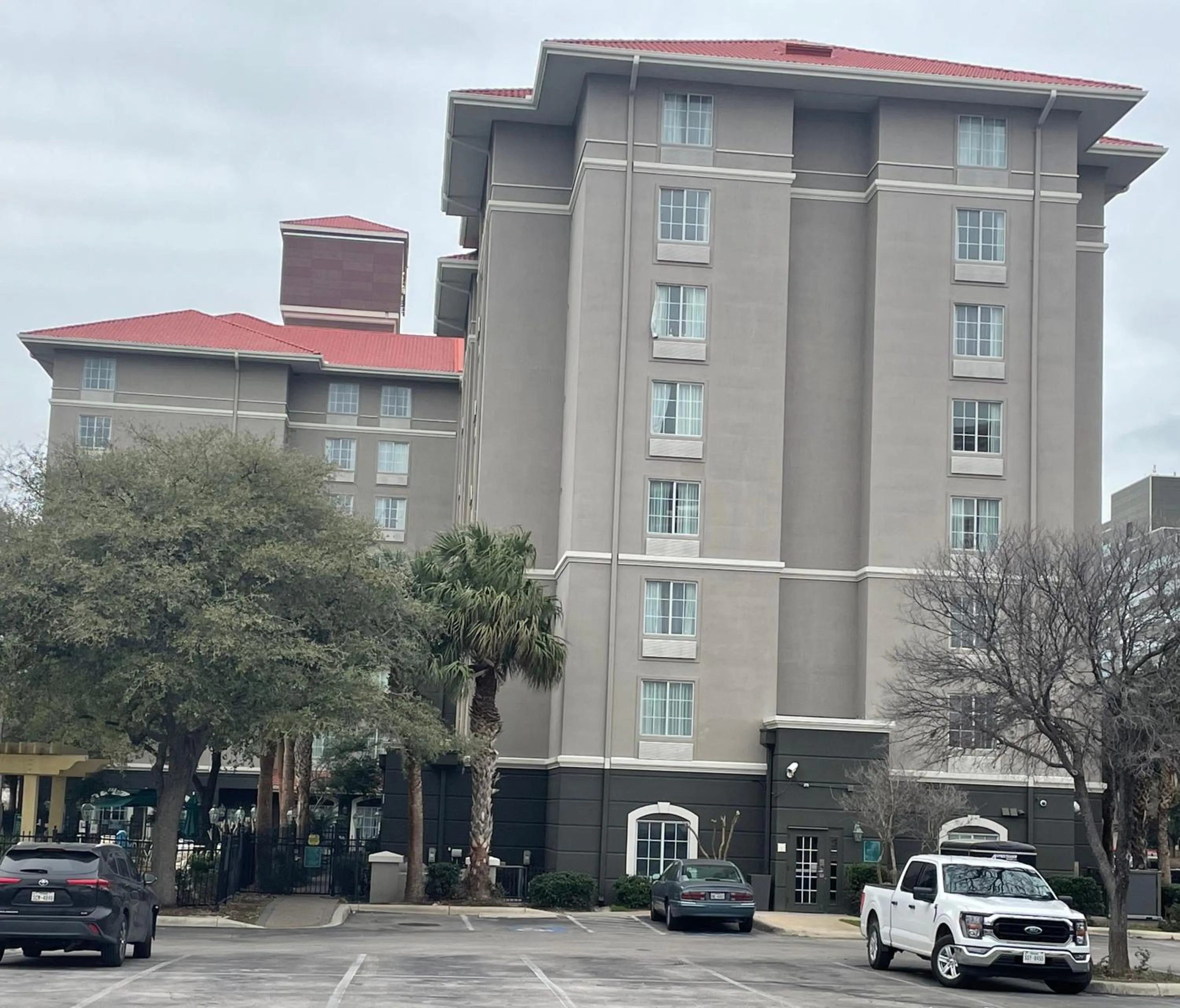 Property building in La Quinta by Wyndham San Antonio Airport